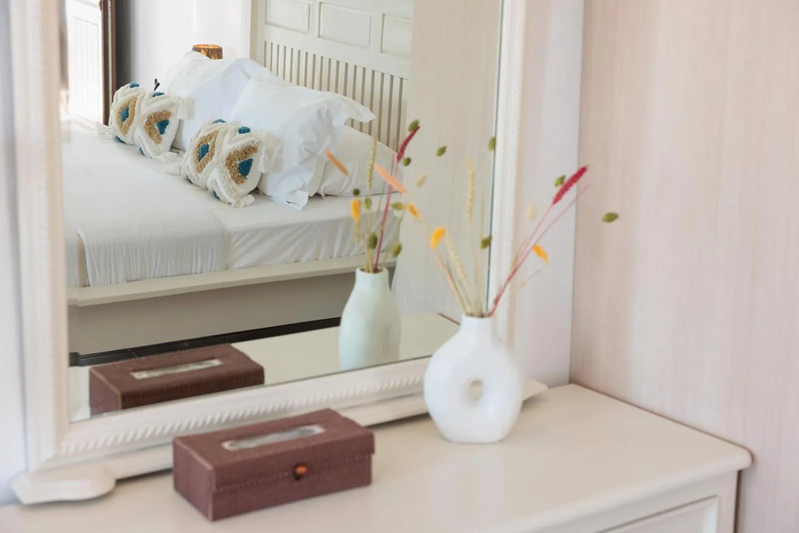 Bedroom, Bed in Anemomilos Beach hotel