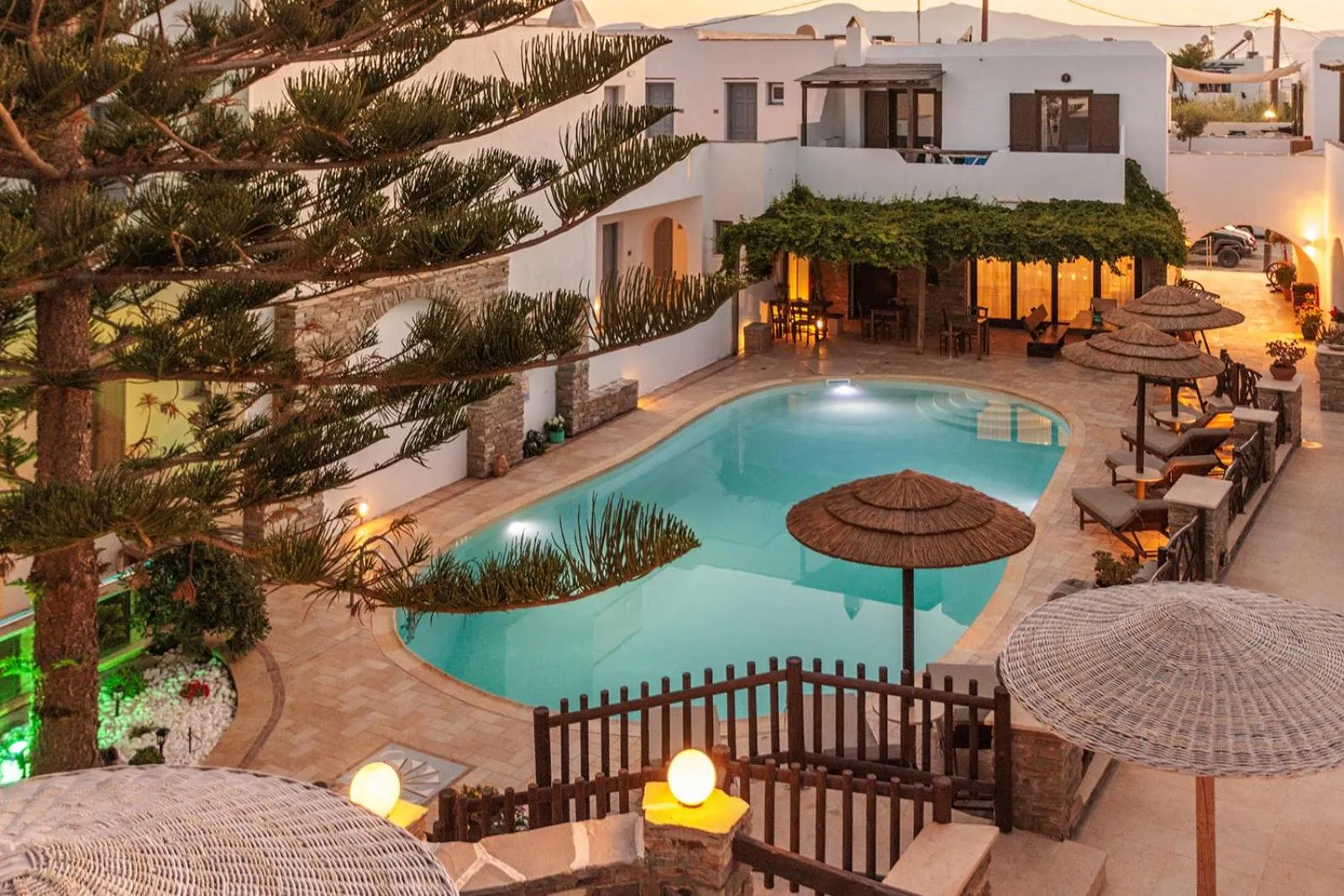 Swimming pool in Anemomilos Beach hotel