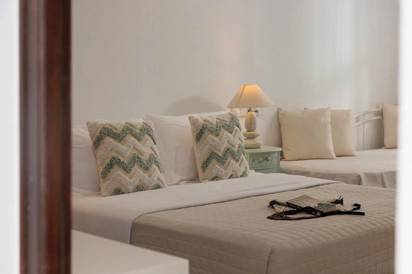 Bedroom, Bed in Anemomilos Beach hotel