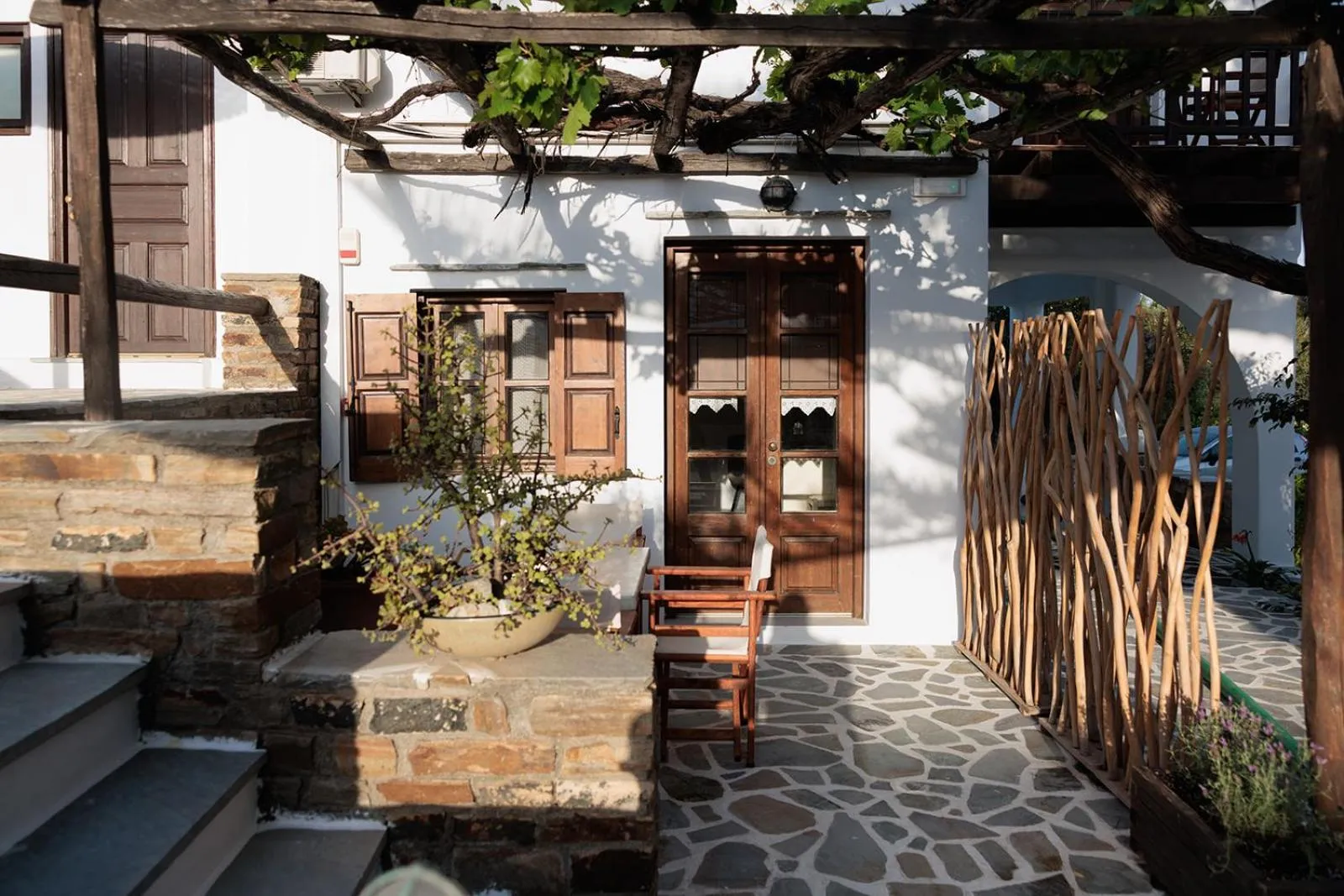 Day in Anemomilos Beach hotel