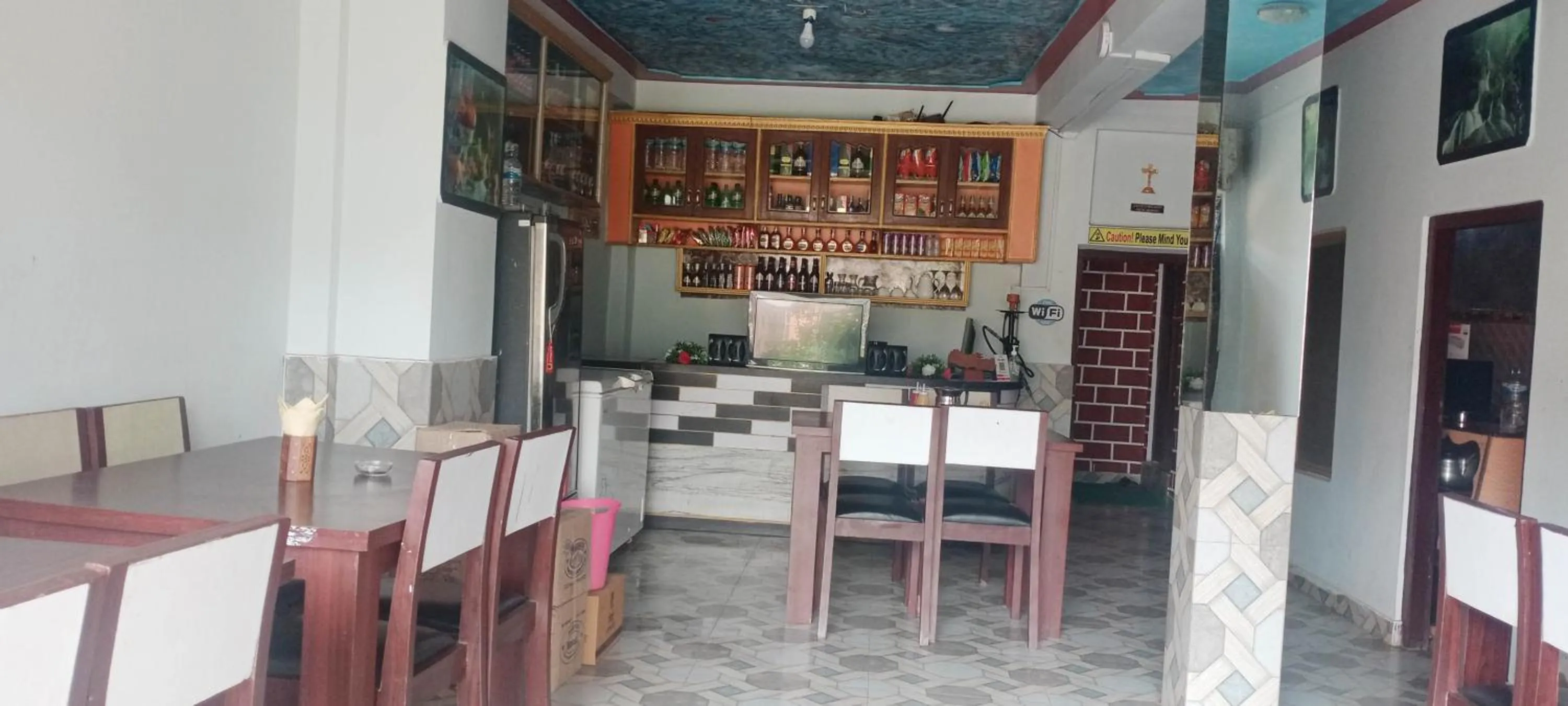 Unique Hotel and Lodge - Pleasure of Homely Stay -