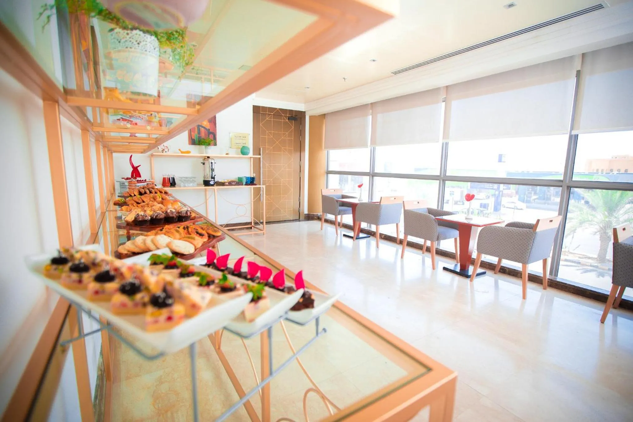 Food and drinks in Golden Tulip Hotel Buraidah Al Qassim