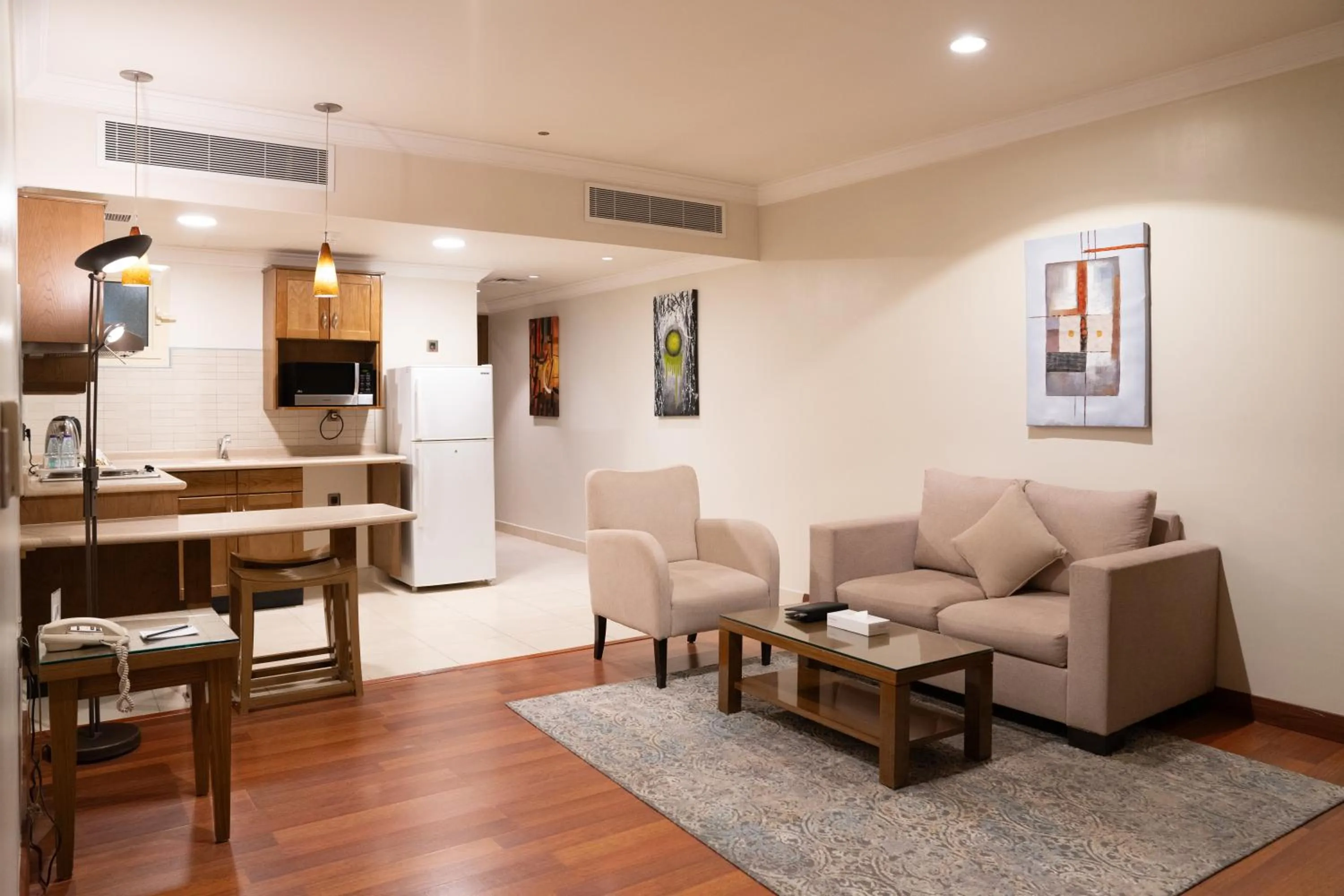 Seating area in Golden Tulip Hotel Buraidah Al Qassim