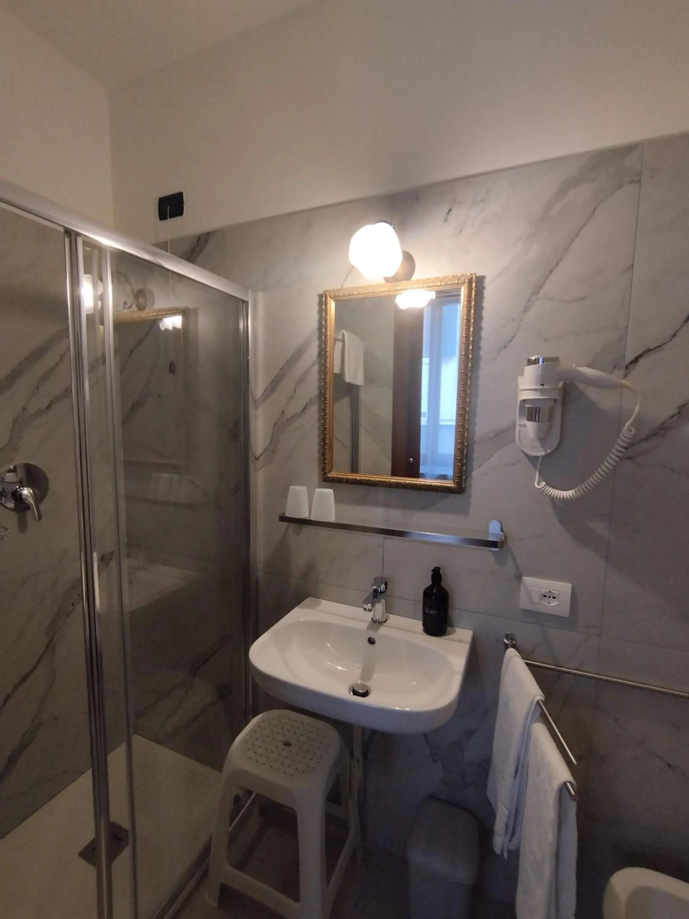 Bathroom in Alloggi SS Giovanni e Paolo