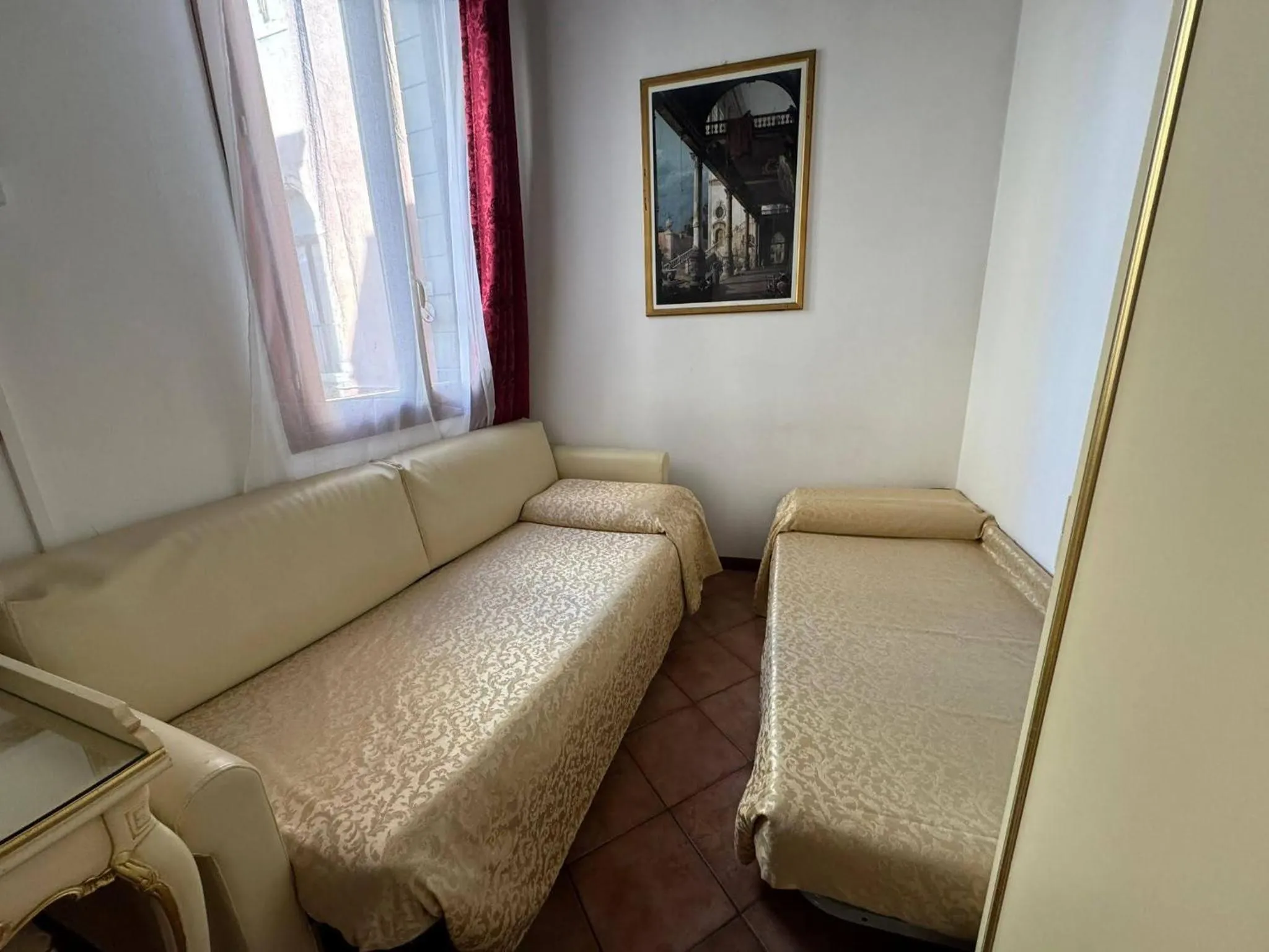 Bed in Alloggi SS Giovanni e Paolo