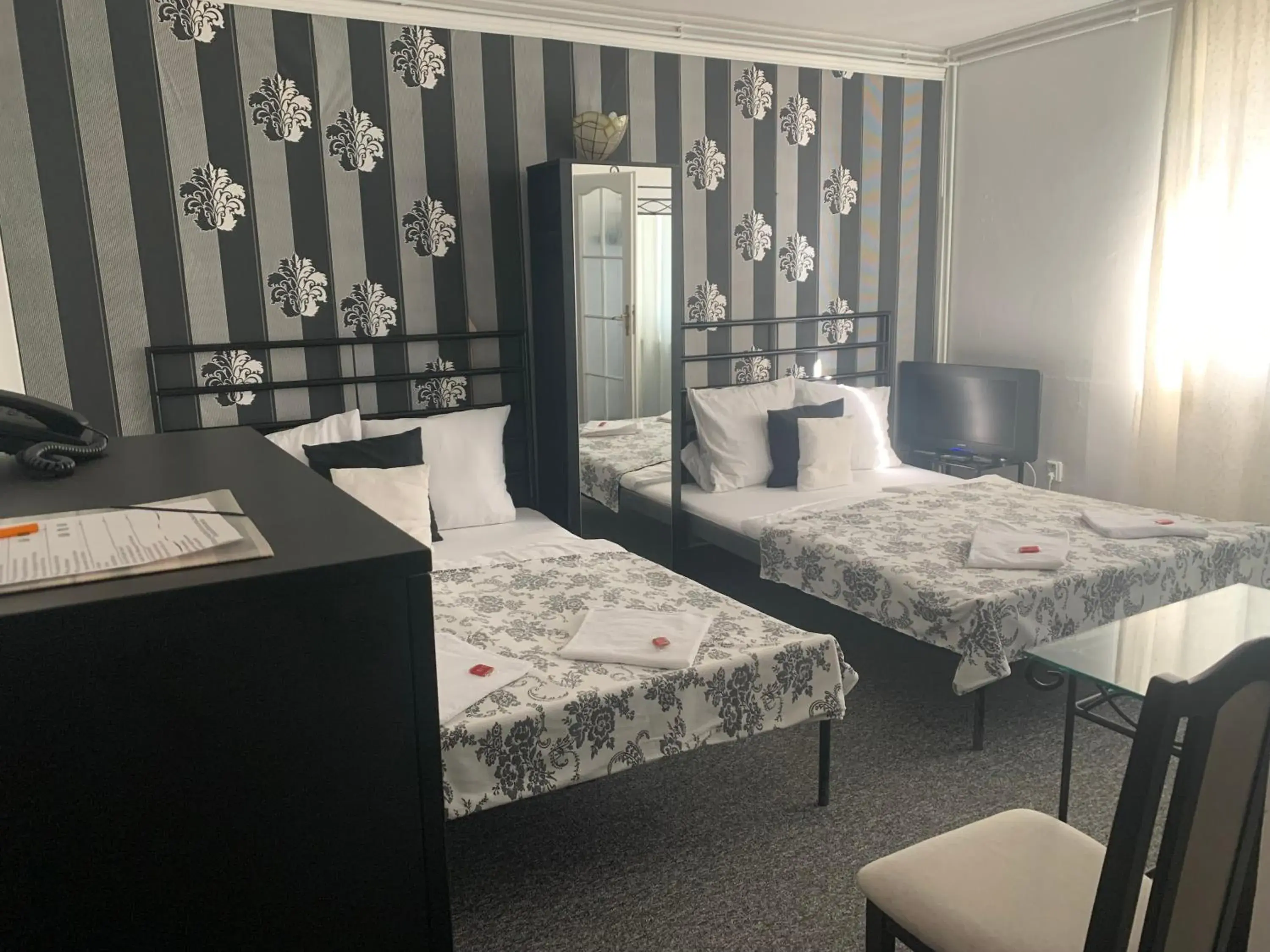 Standard Quadruple Room in White House Standard Quadruple Room in White House