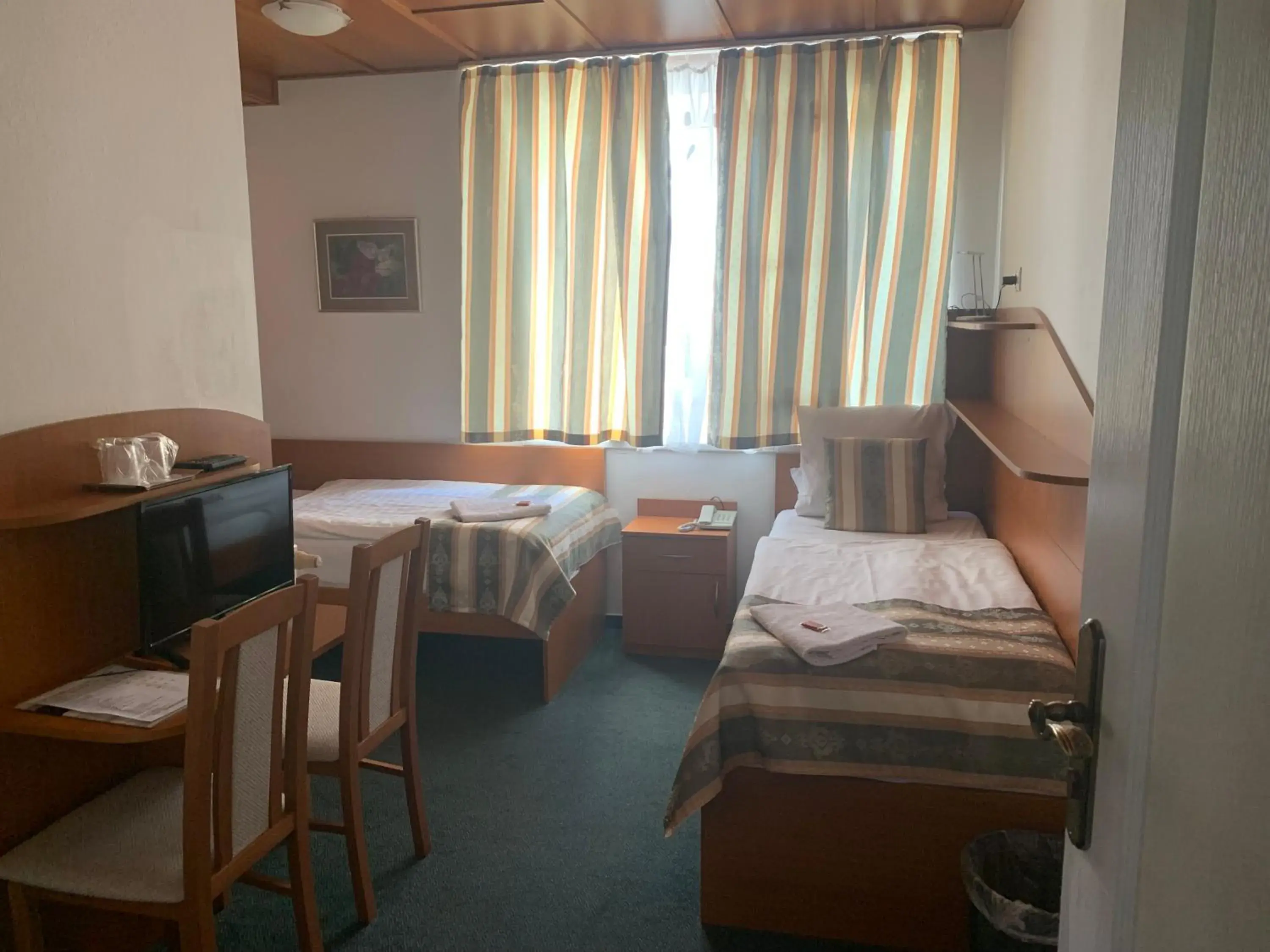 Double or Twin Room in White House Double or Twin Room in White House