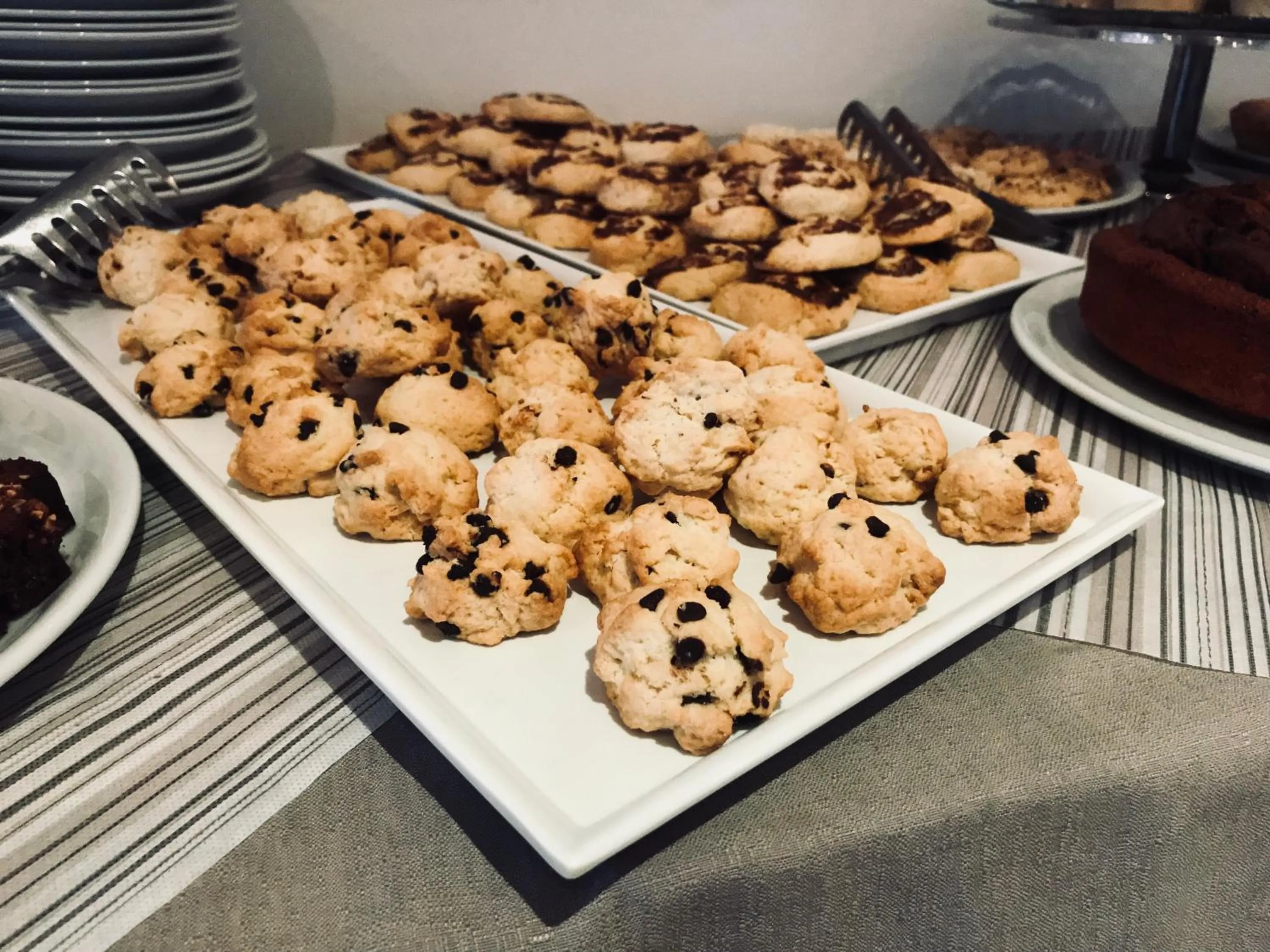 Continental breakfast in Hotel Nelson
