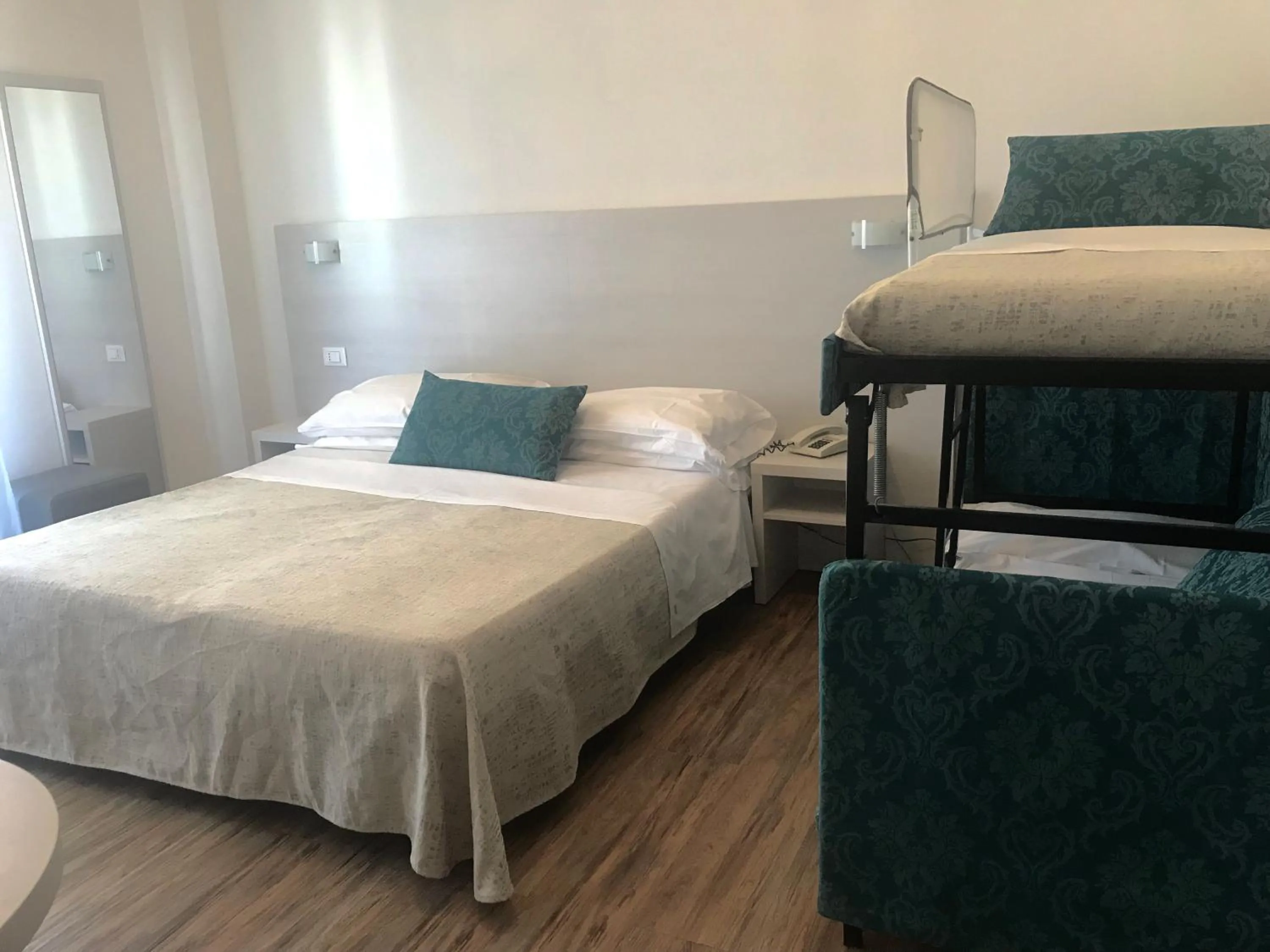 Bed in Hotel Nelson