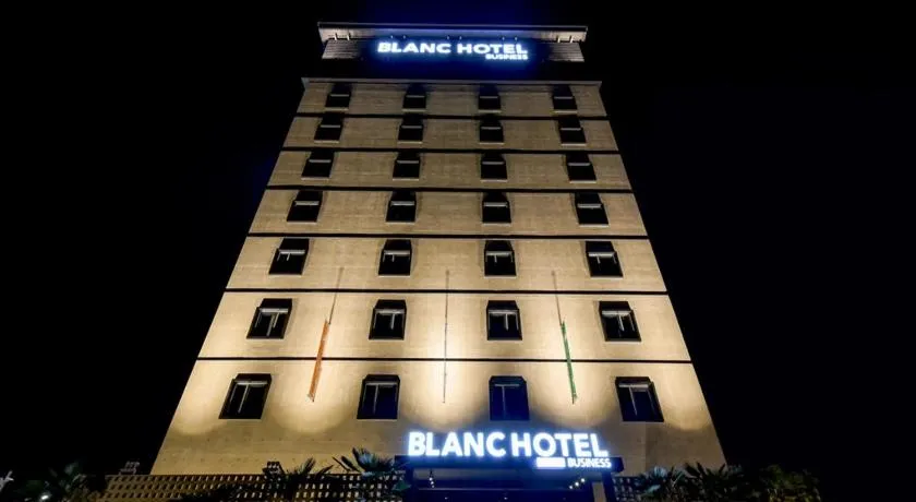 Blanc Business Hotel