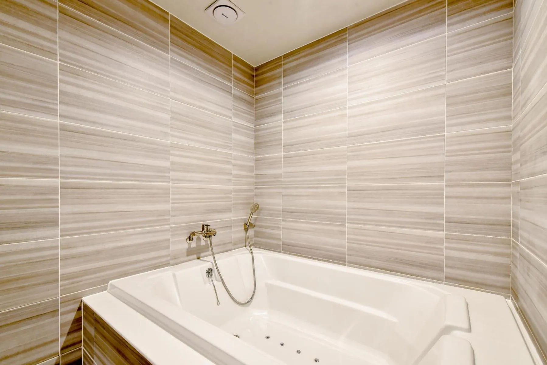 Bathroom in Blanc Business Hotel