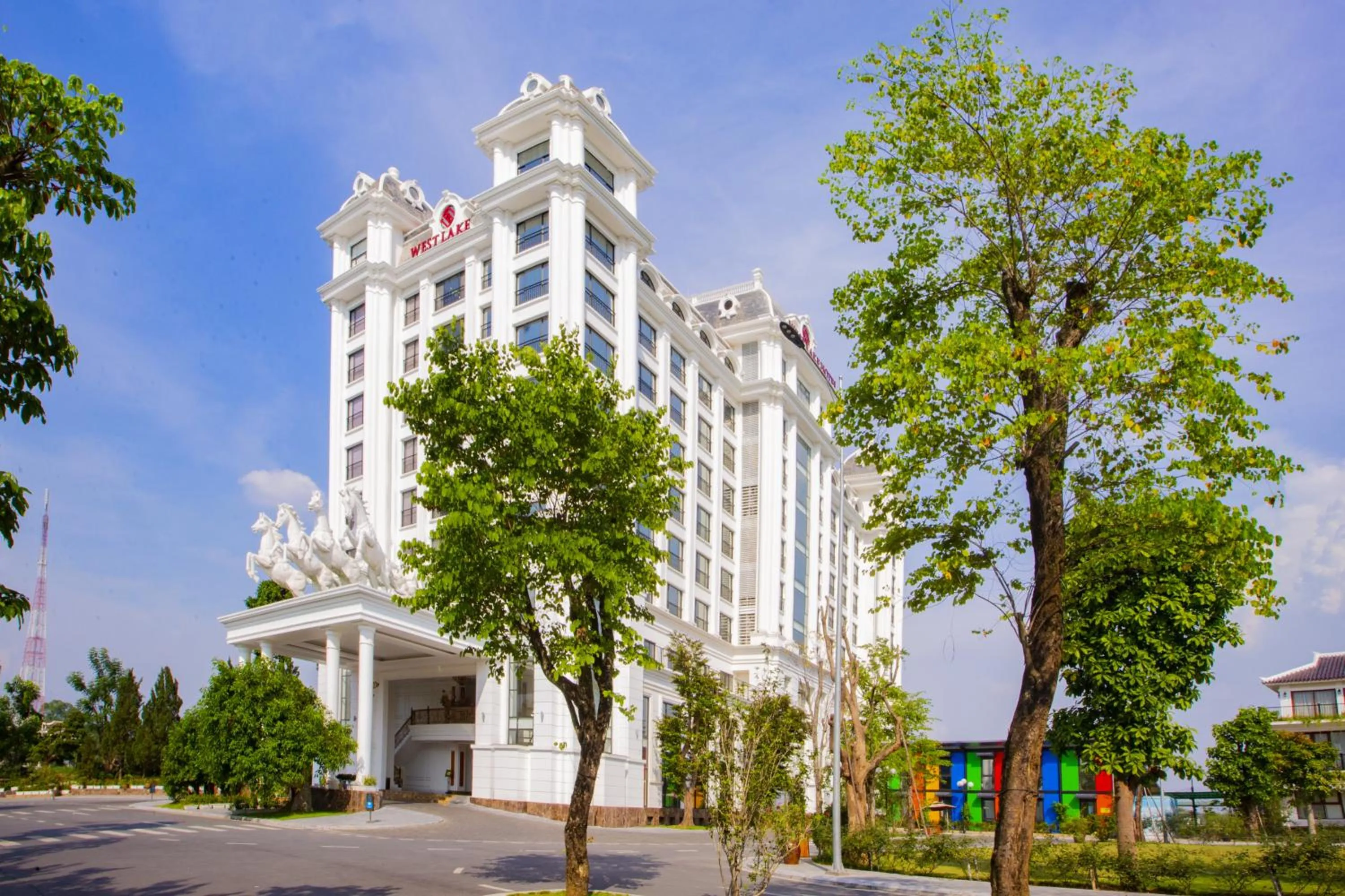 Westlake Hotel & Resort Vinh Phuc