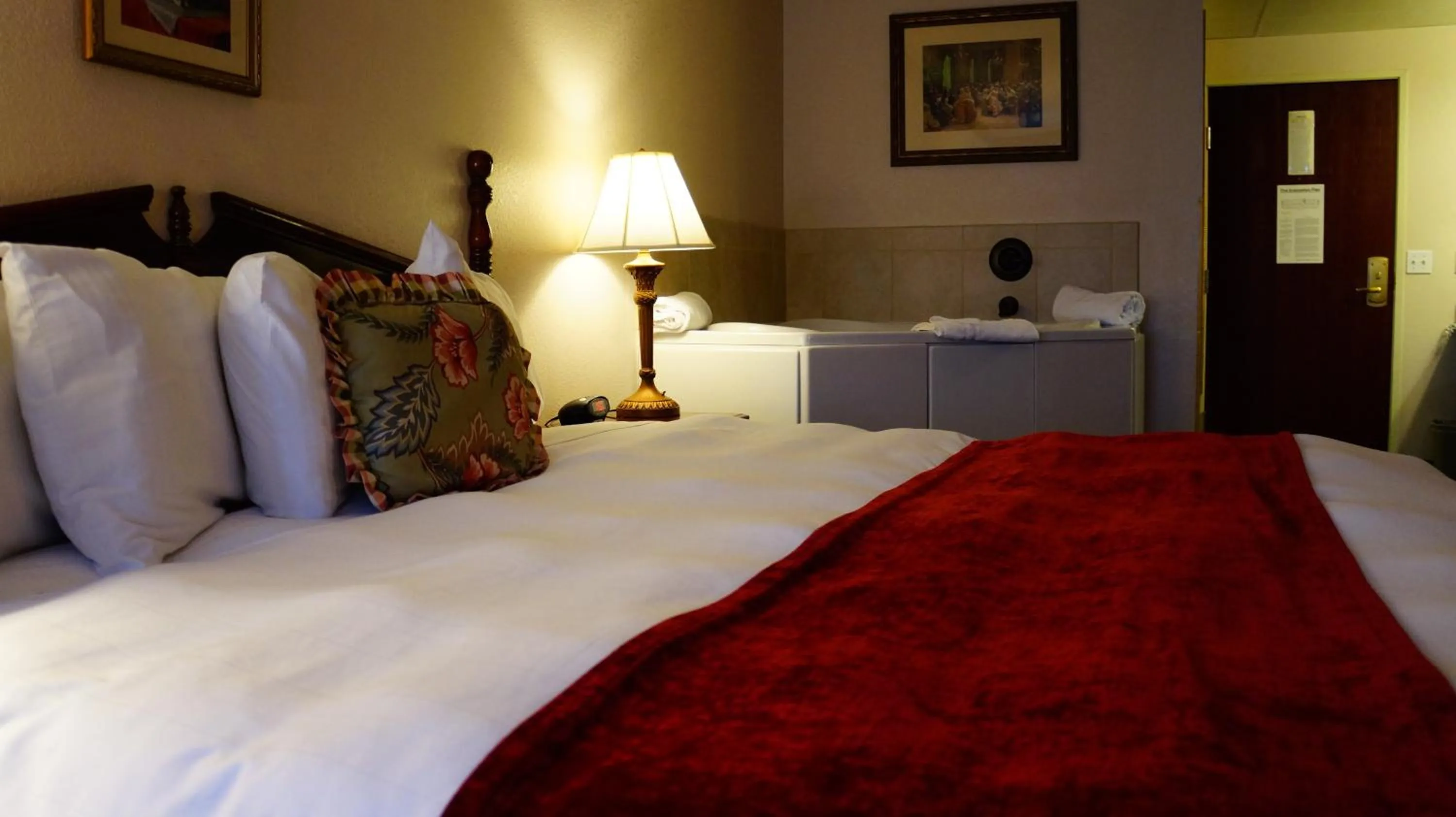 Bed in Hotel Grand Victorian