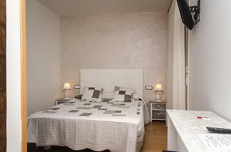 Hostal Don Rodrigo Hostal Don Rodrigo