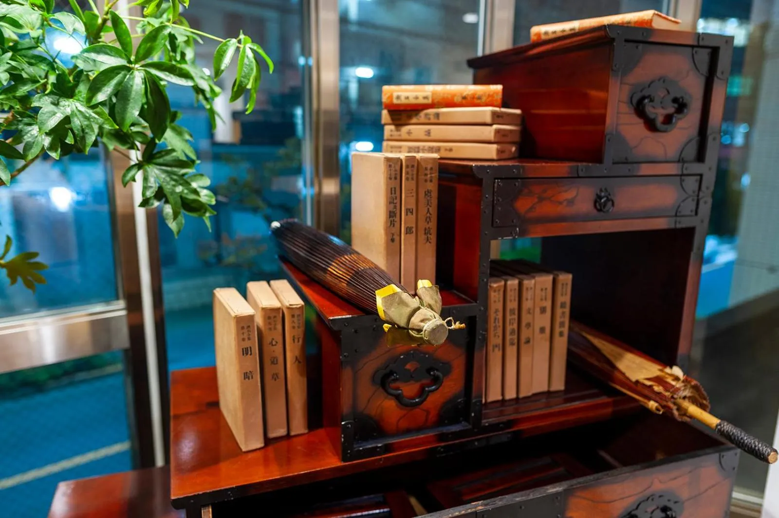 Decorative detail in Hotel Toms