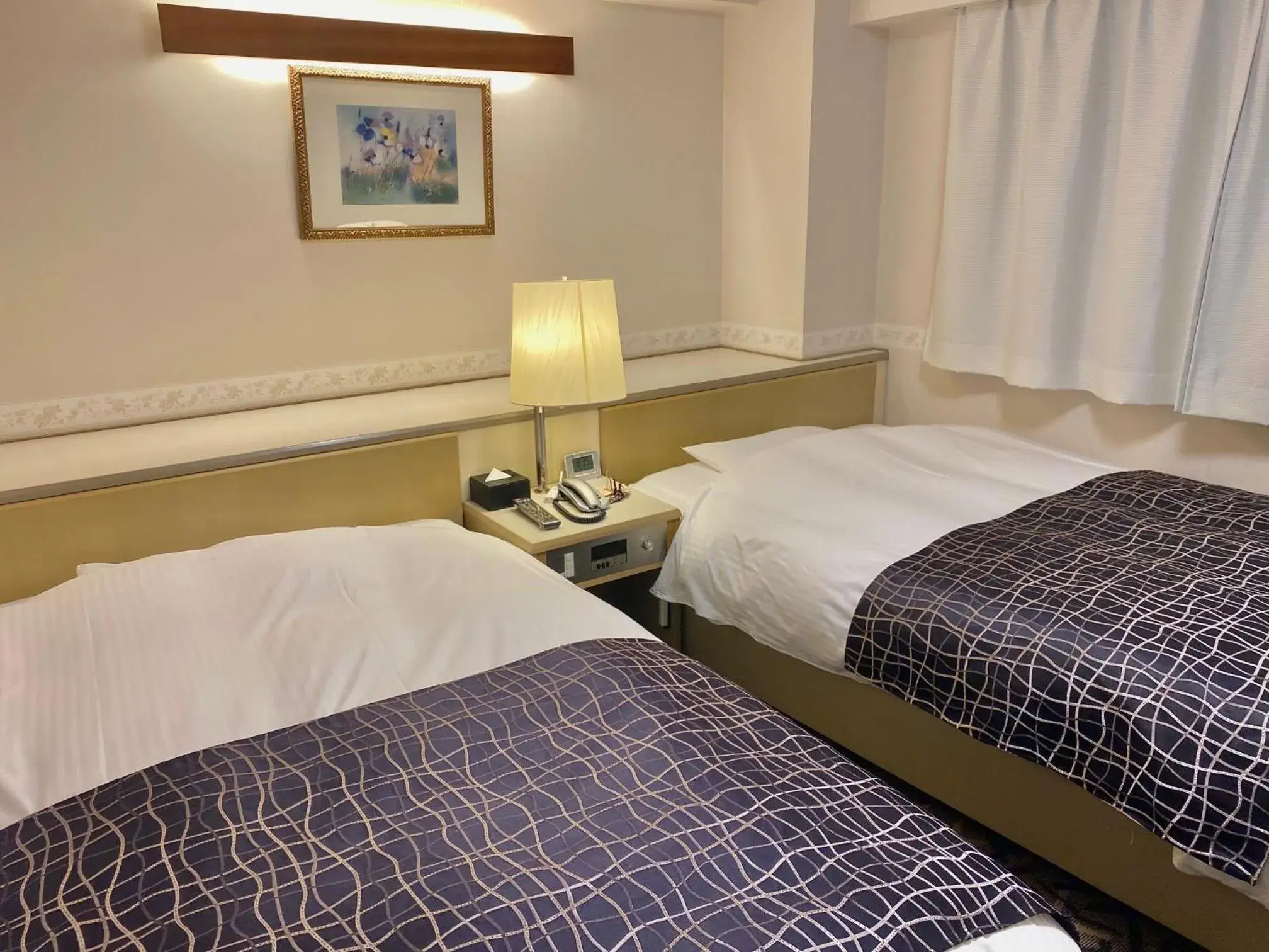 Standard Twin Room - single occupancy - Non-Smoking in APA Hotel Isehara-Ekimae Standard Twin Room - single occupancy - Non-Smoking in APA Hotel Isehara-Ekimae