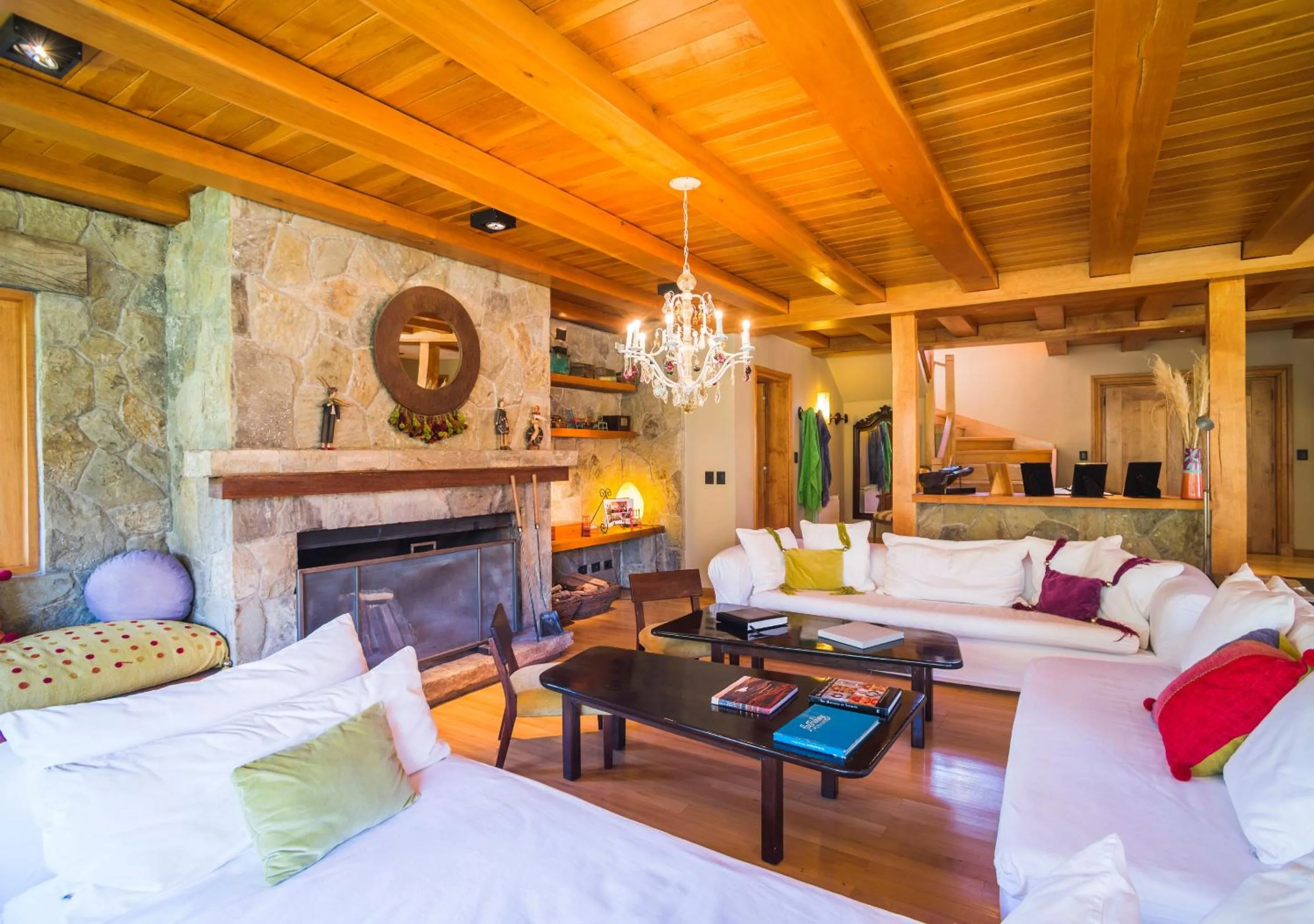 Living room, Bed in Rio Hermoso Hotel De Montaña