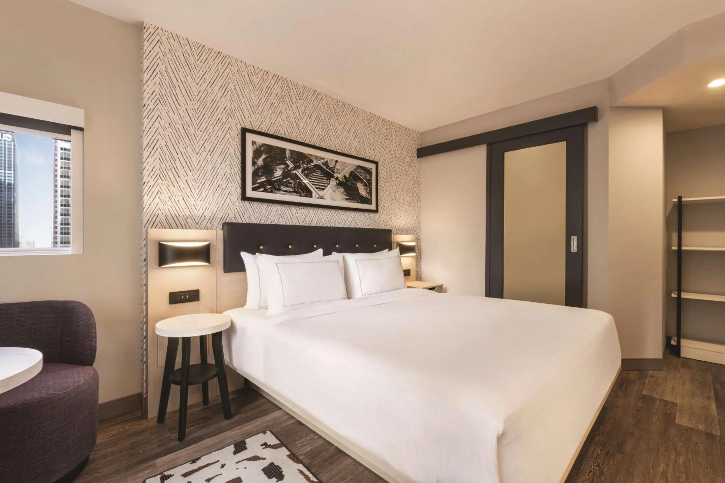 Bed in DoubleTree by Hilton New York Midtown Fifth Ave