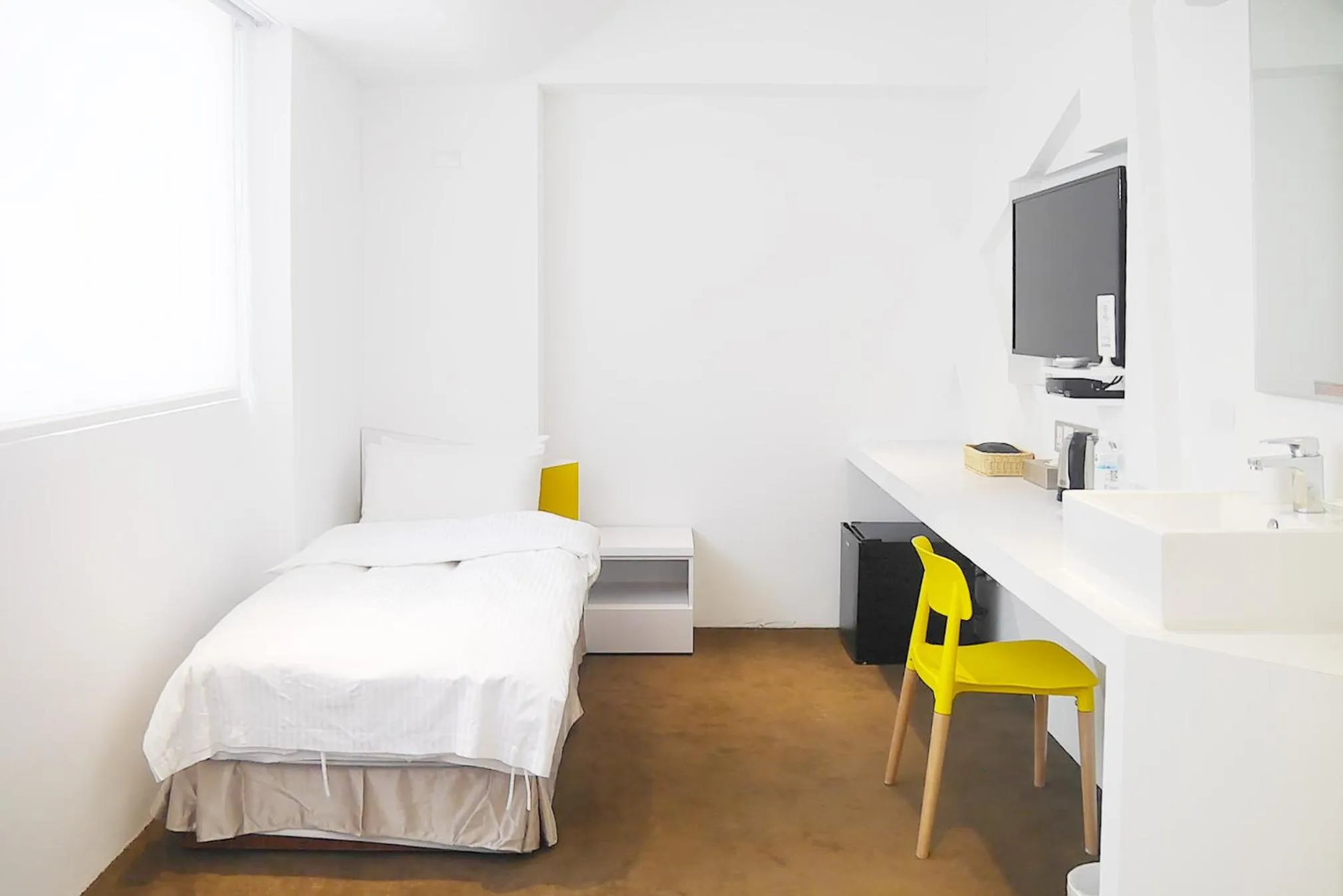 Bed in Time Flyer Hotel