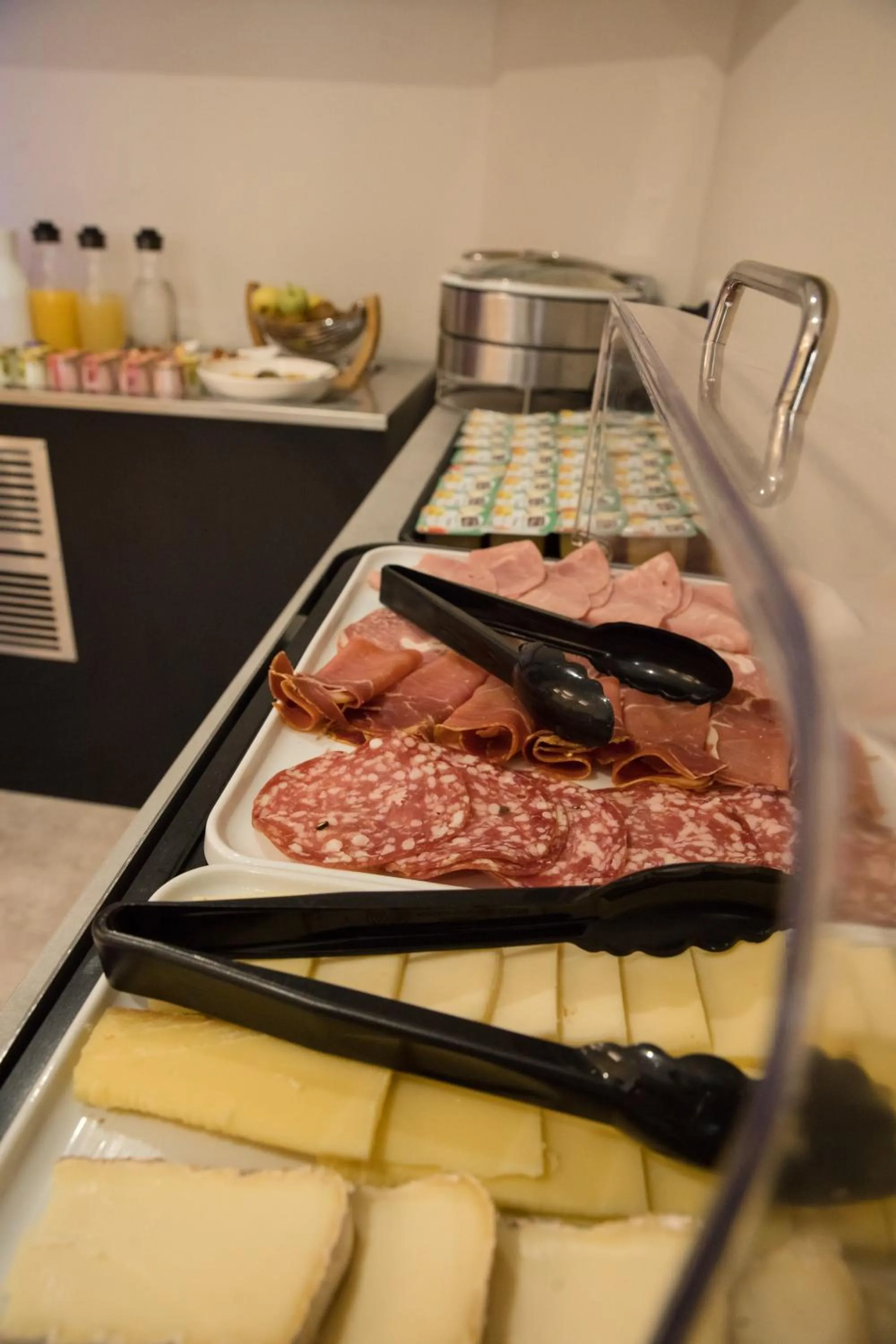 Breakfast in Kyriad Villefranche Sur Saone Porte du Beaujolais -Rénové-