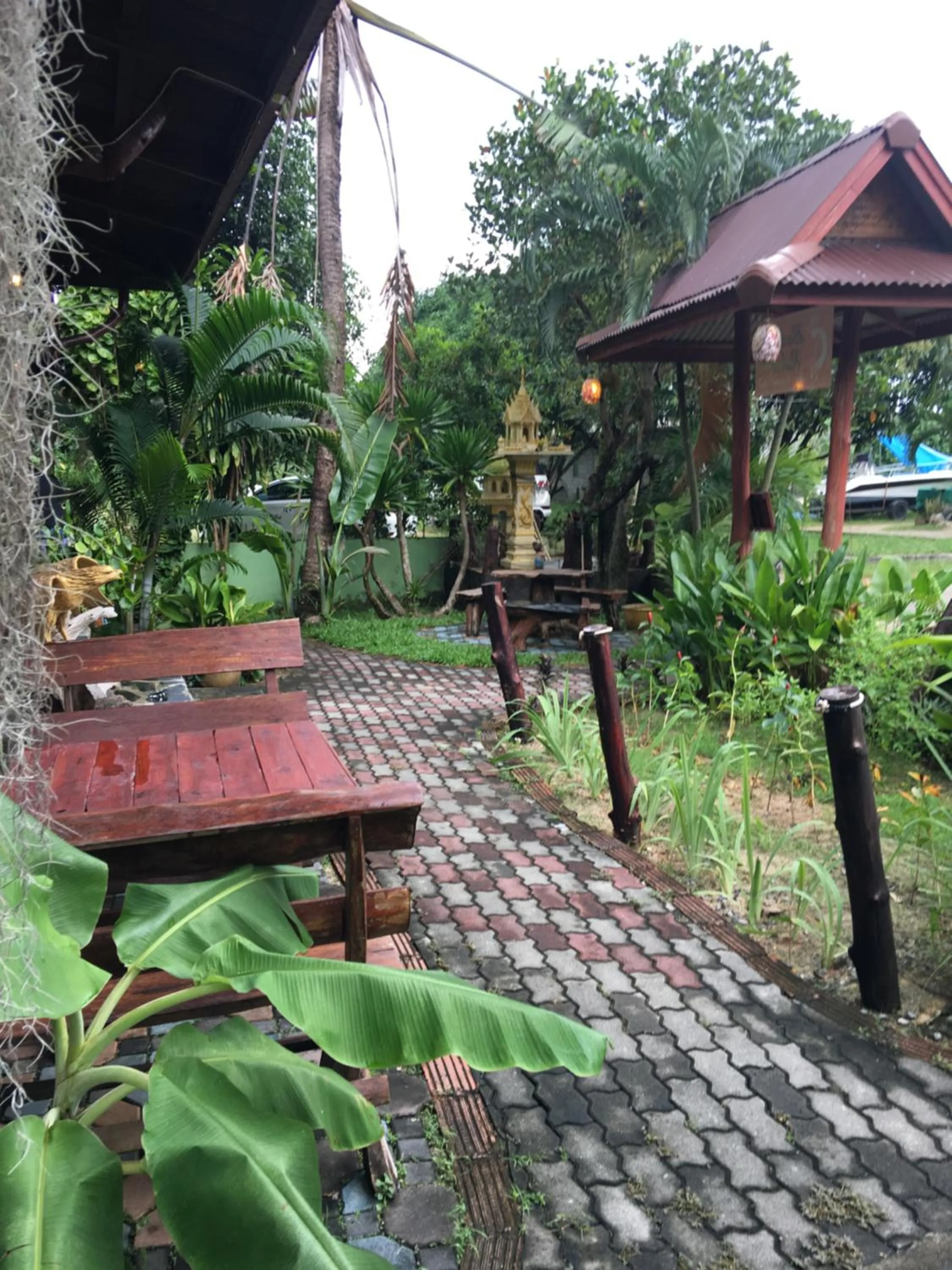 Property building in Buddha Raksa