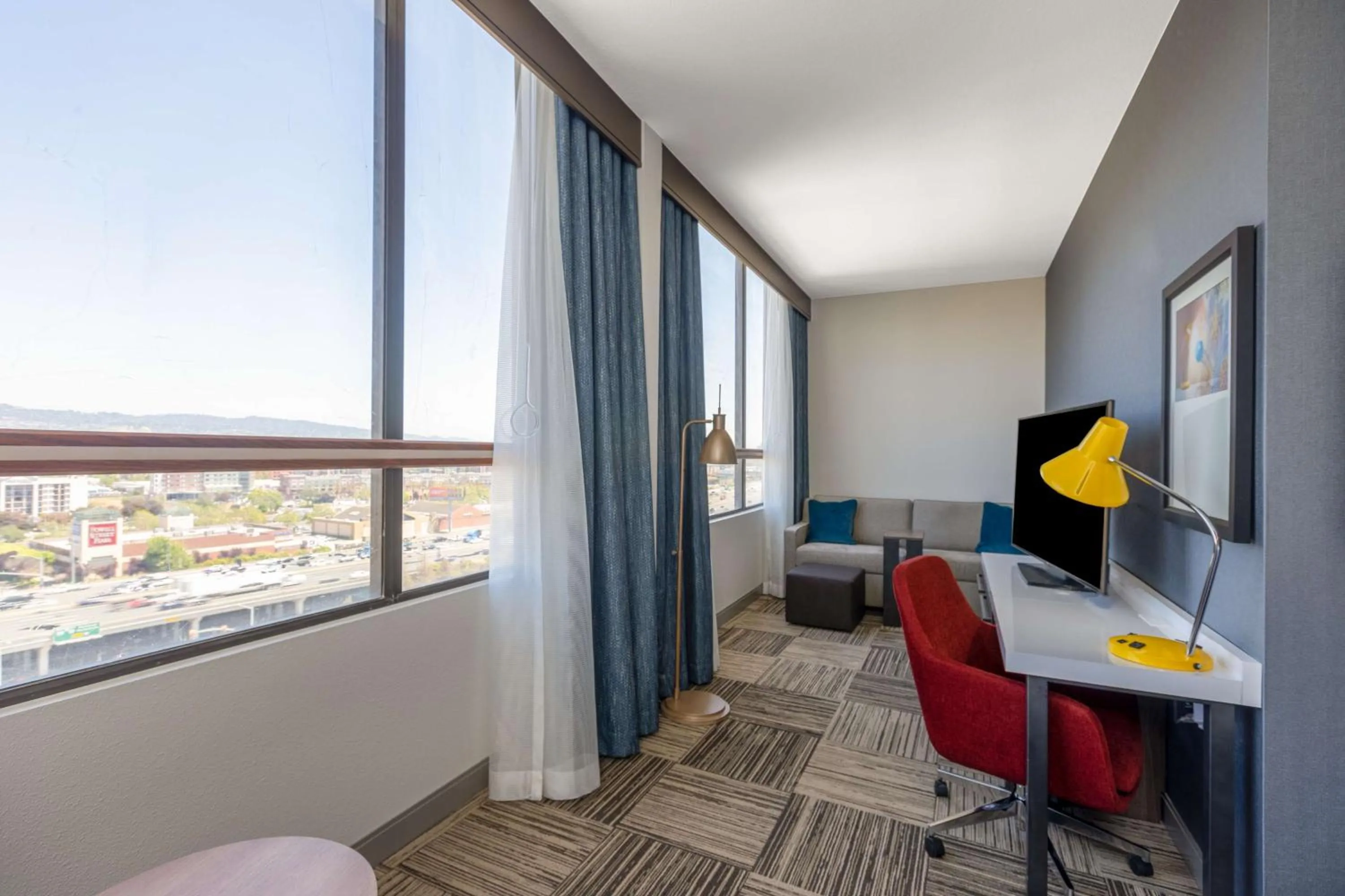 Bedroom in Hilton Garden Inn San Francisco/Oakland Bay Bridge