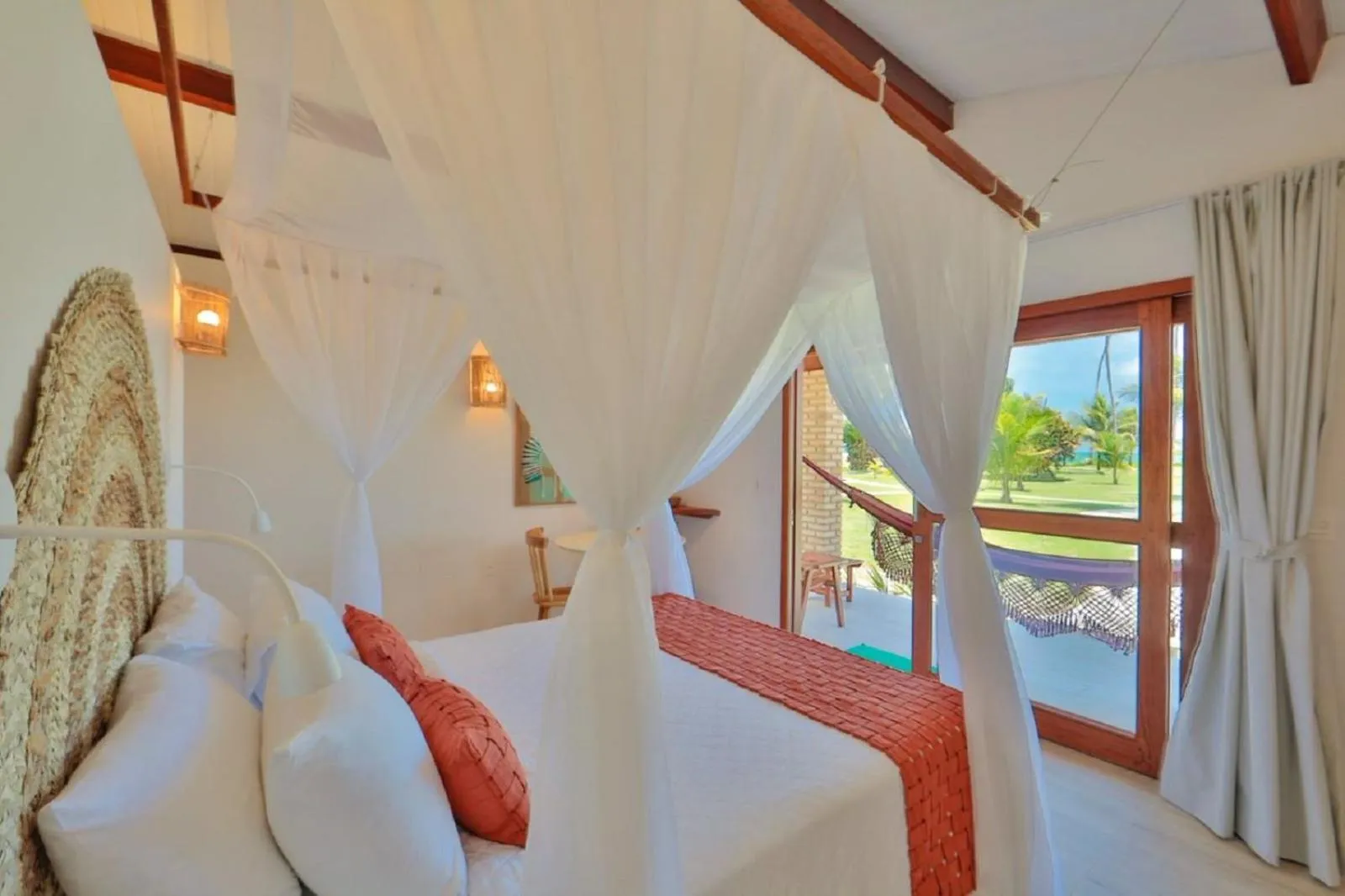 Bungalow Double with Sea View in Pousada Xalés de Maracaípe