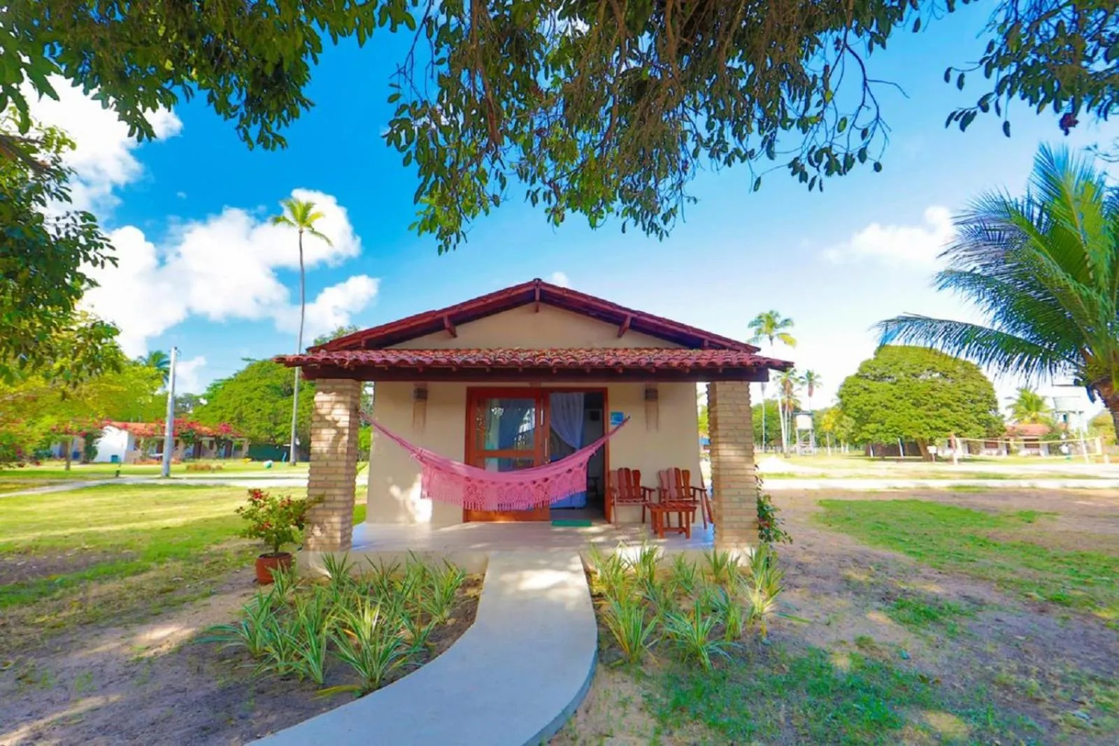 Double Bungalow with Partial Sea View in Pousada Xalés de Maracaípe
