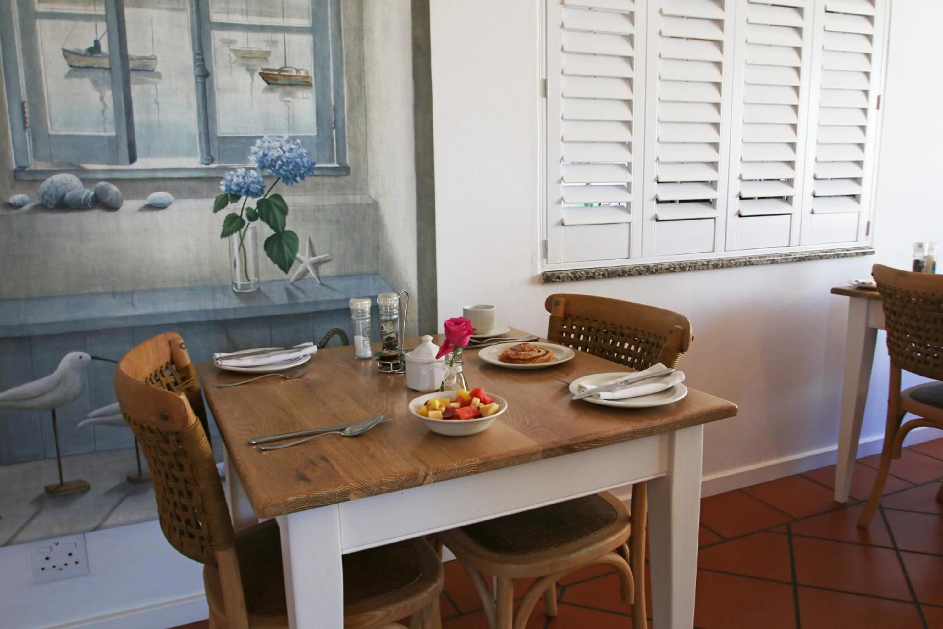 Restaurant/places to eat in Paradiso Guesthouse & Self-catering Cottage