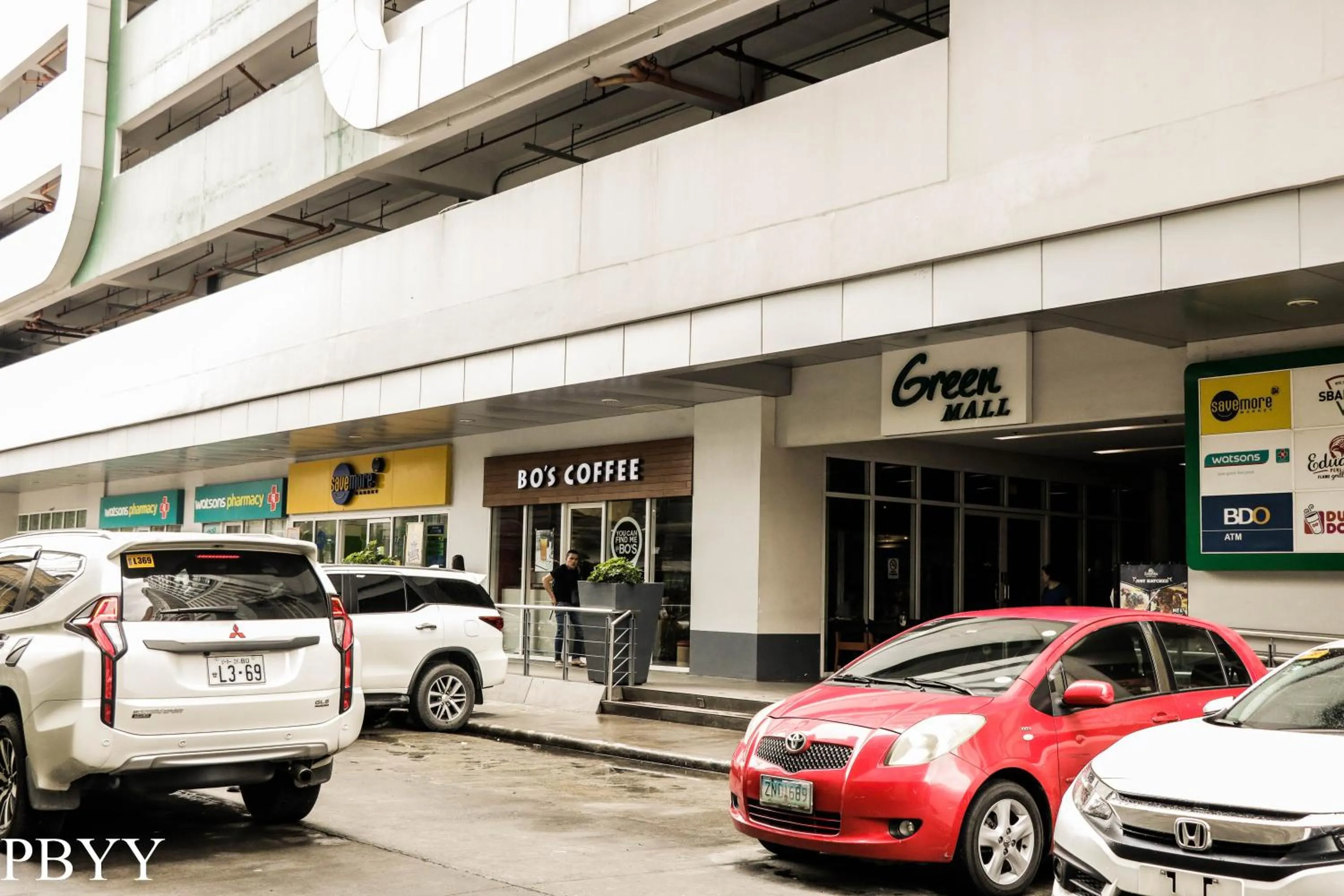 Property Building in Green Residences Stays by PBYY