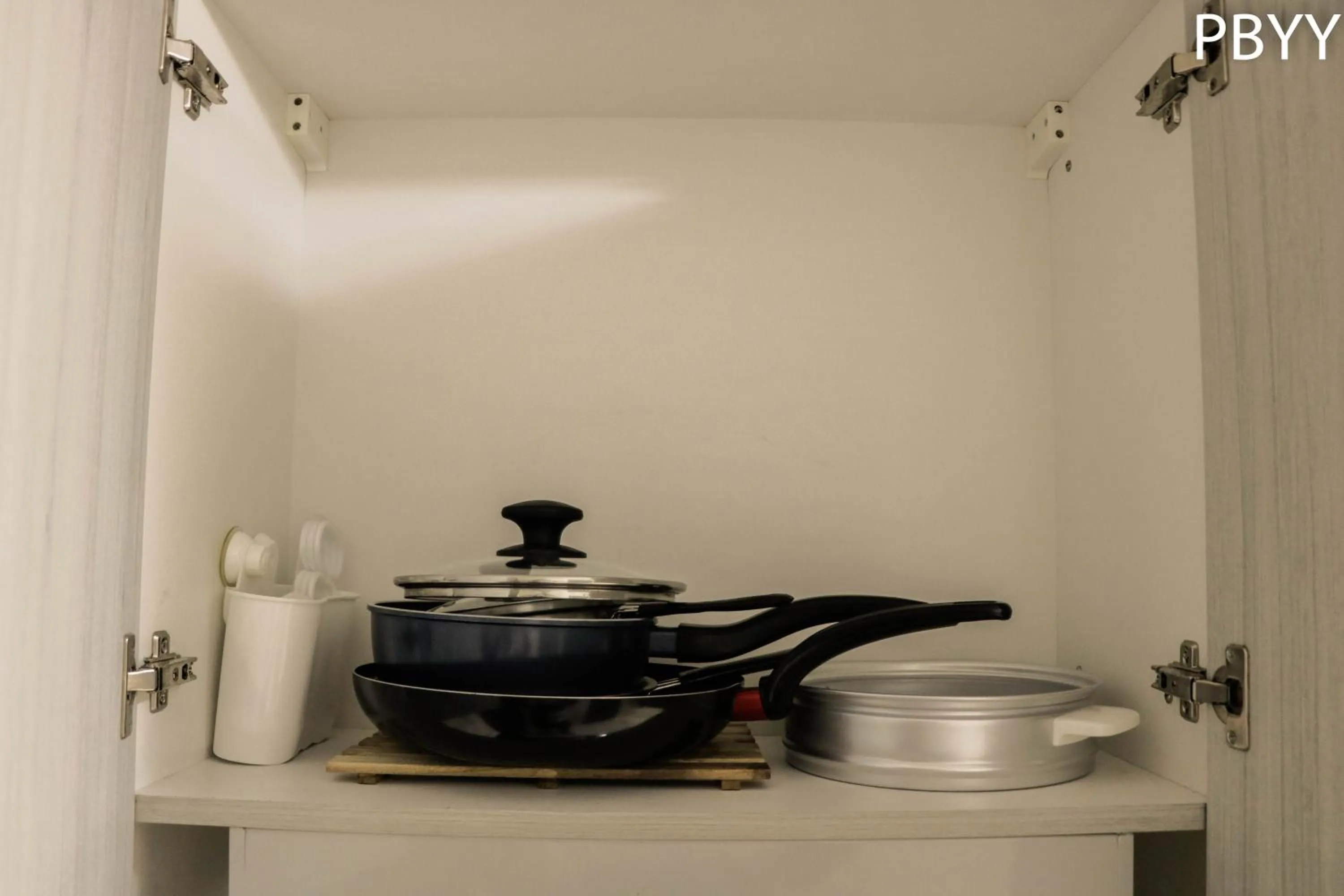 Kitchen or kitchenette, Kitchen/Kitchenette in Green Residences Stays by PBYY