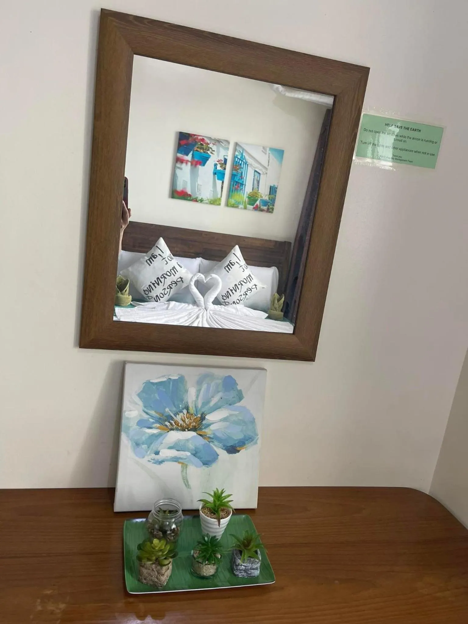 Decorative detail, TV/Entertainment Center in Green Residences Stays by PBYY