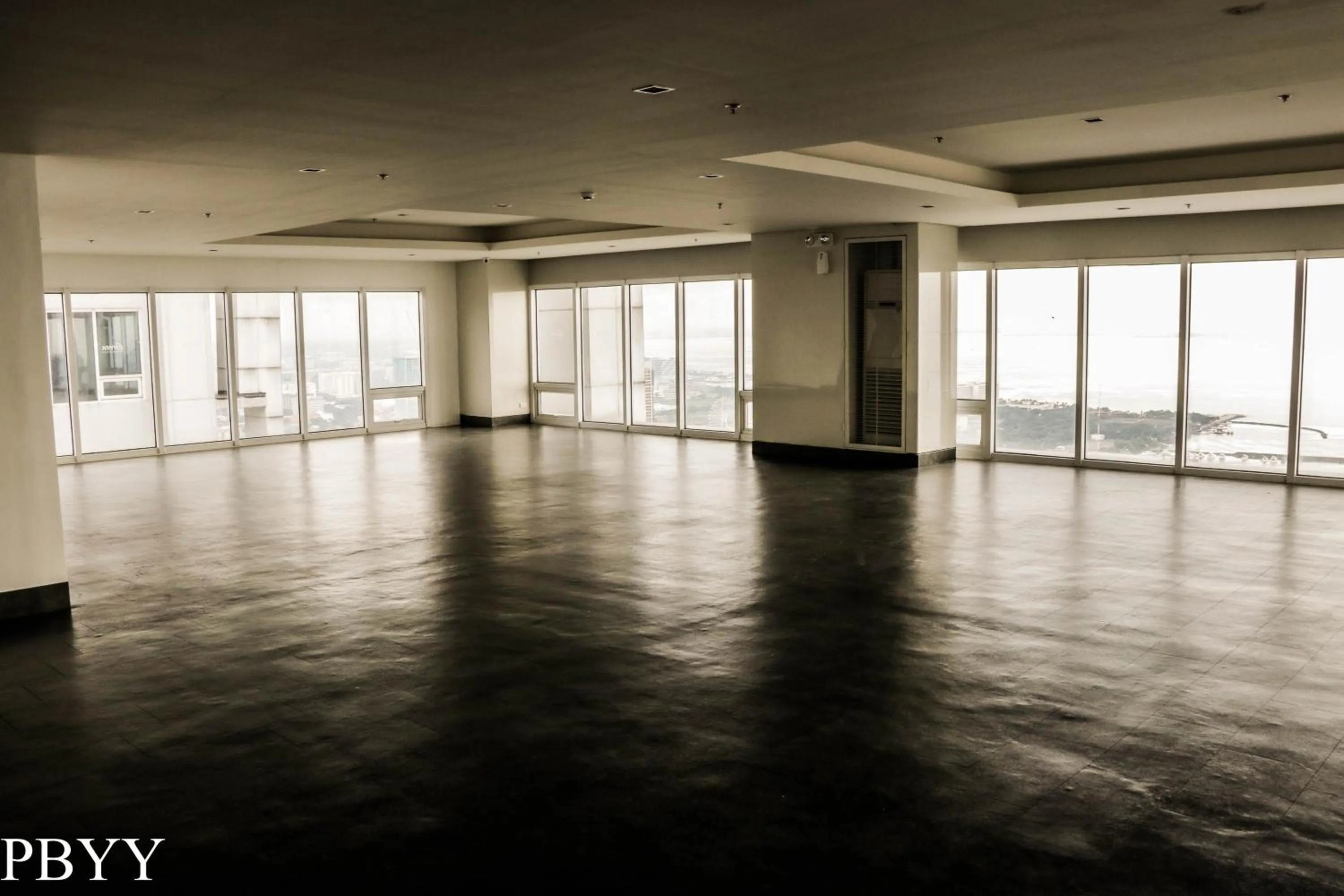 Property building, Swimming Pool in Green Residences Stays by PBYY