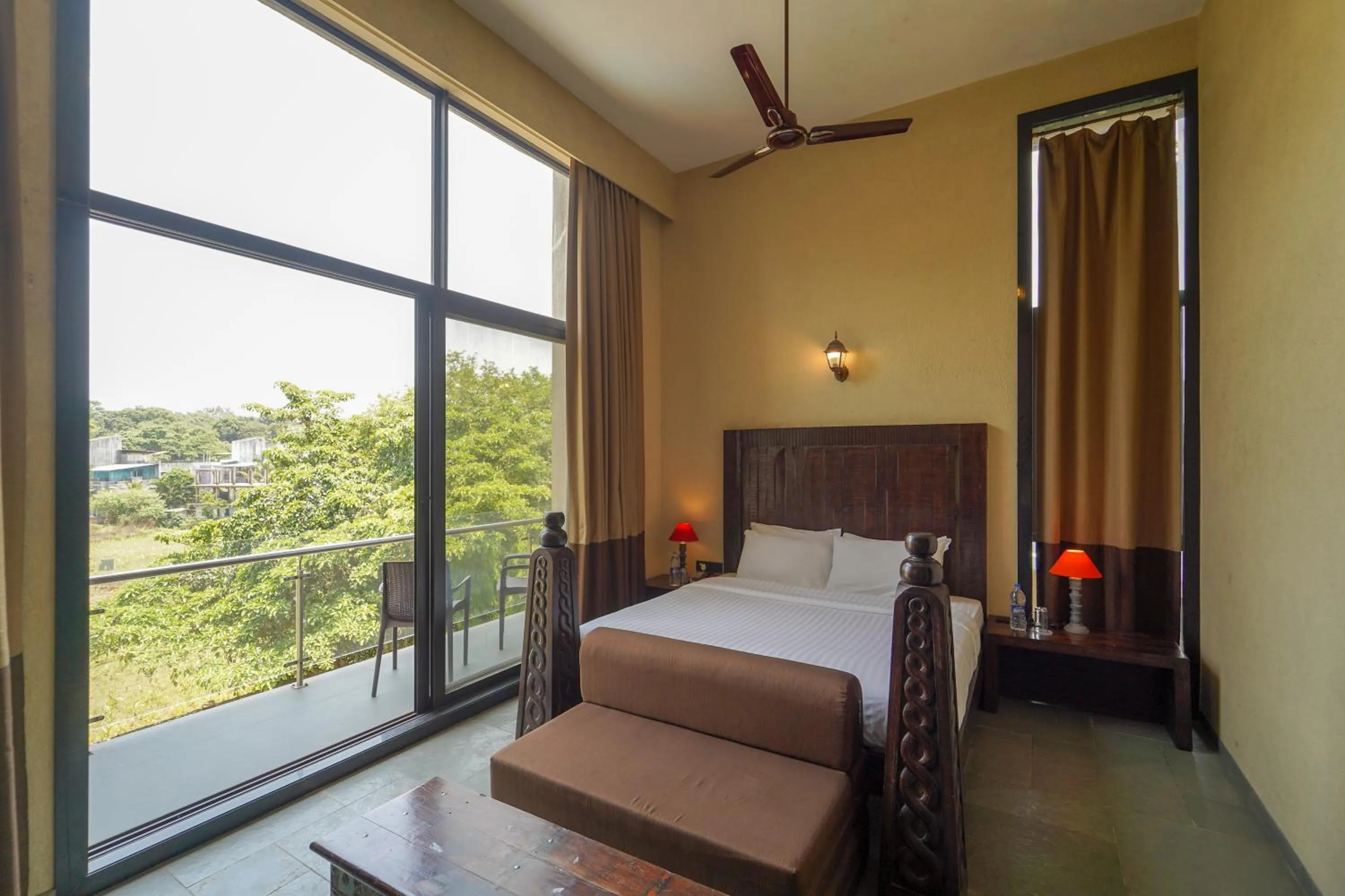 Balcony/Terrace, Bed in Triose Boutique Hotel Lonavala