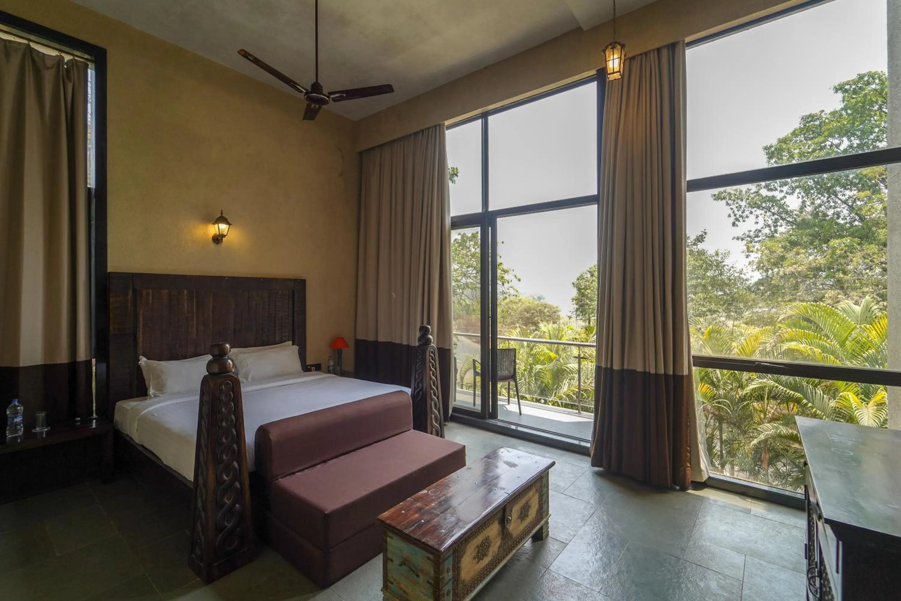 Bed in Triose Boutique Hotel Lonavala