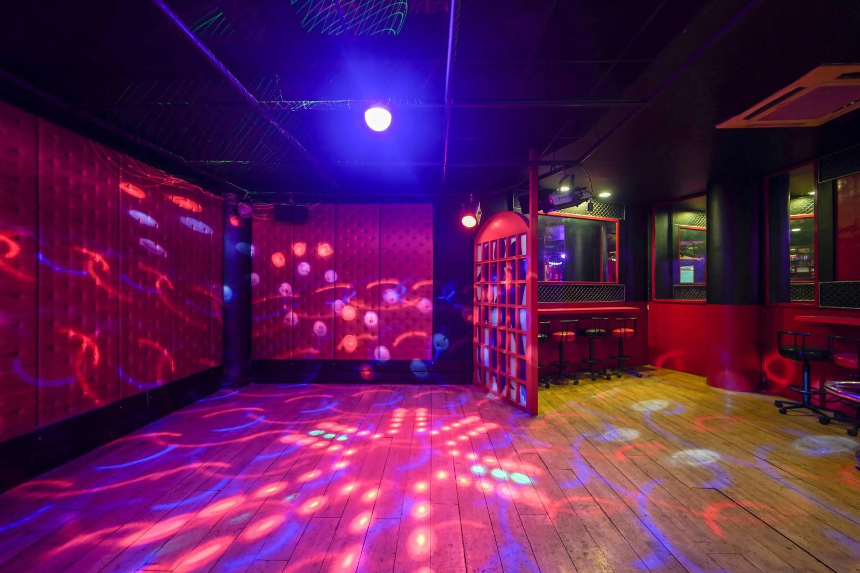 Nightclub / DJ in Triose Boutique Hotel Lonavala