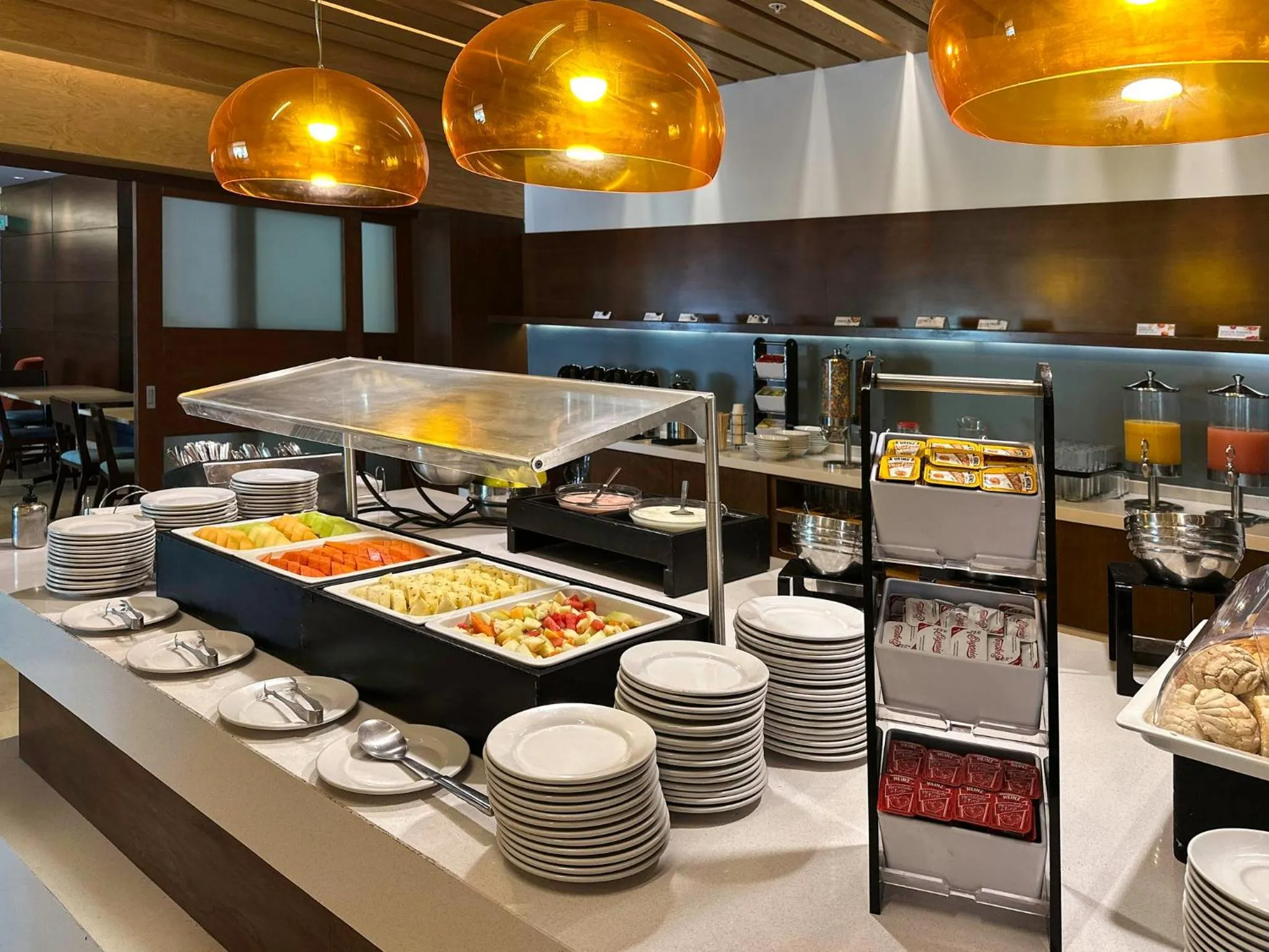 Restaurant/places to eat in Holiday Inn Express Mérida by IHG