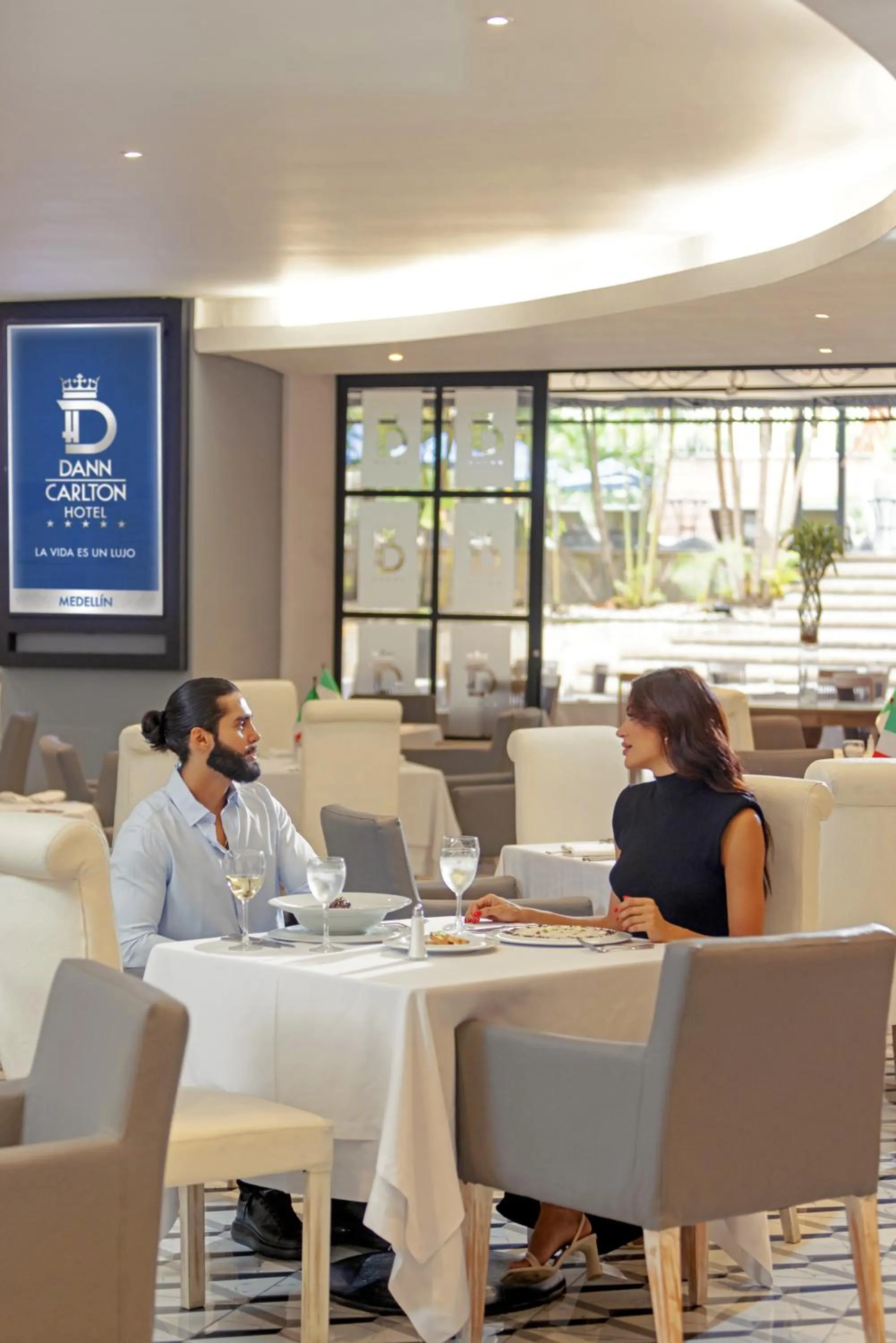 Restaurant/places to eat in Hotel Dann Carlton Medellín