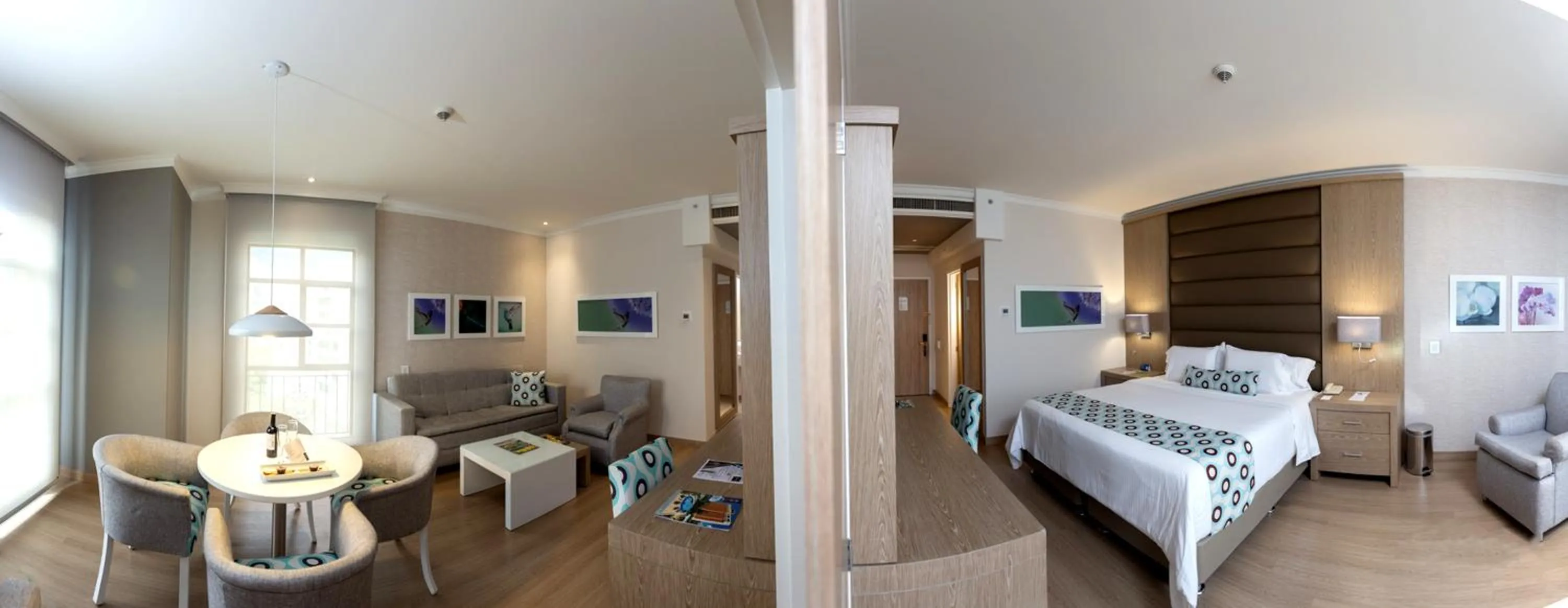 Photo of the whole room, Bed in Hotel Dann Carlton Medellín