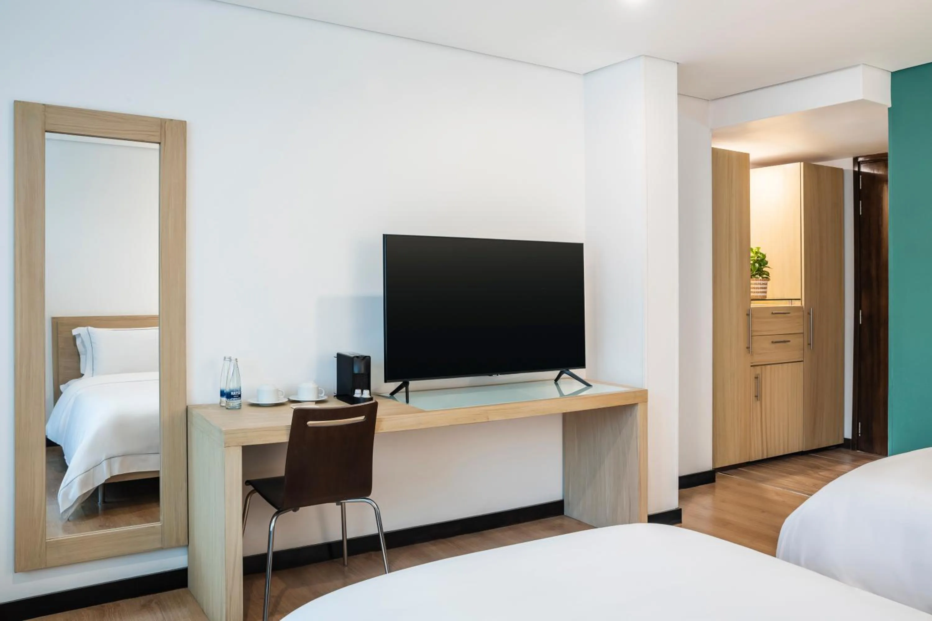 TV and multimedia, Bed in Hotel Poblado Alejandria