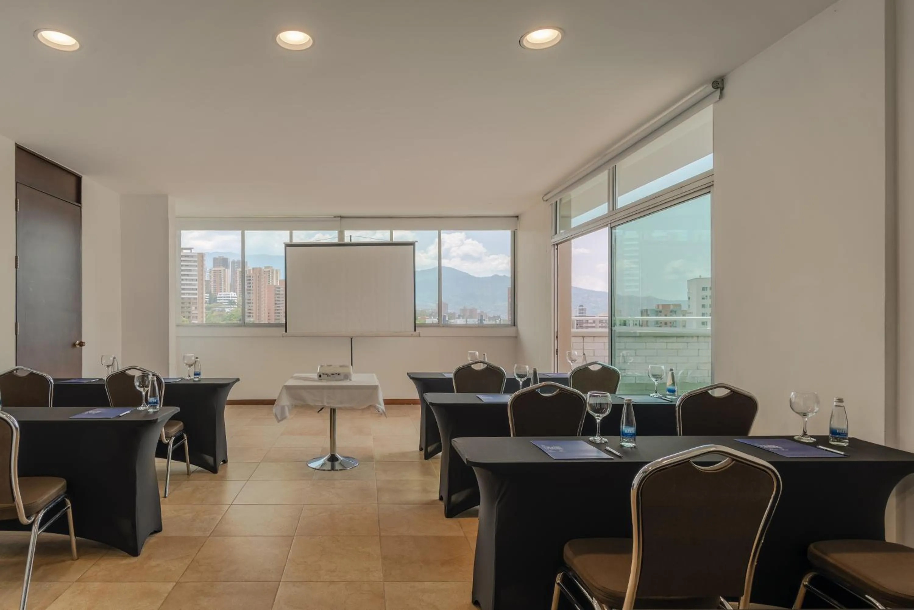 Meeting/conference room in Hotel Poblado Alejandria
