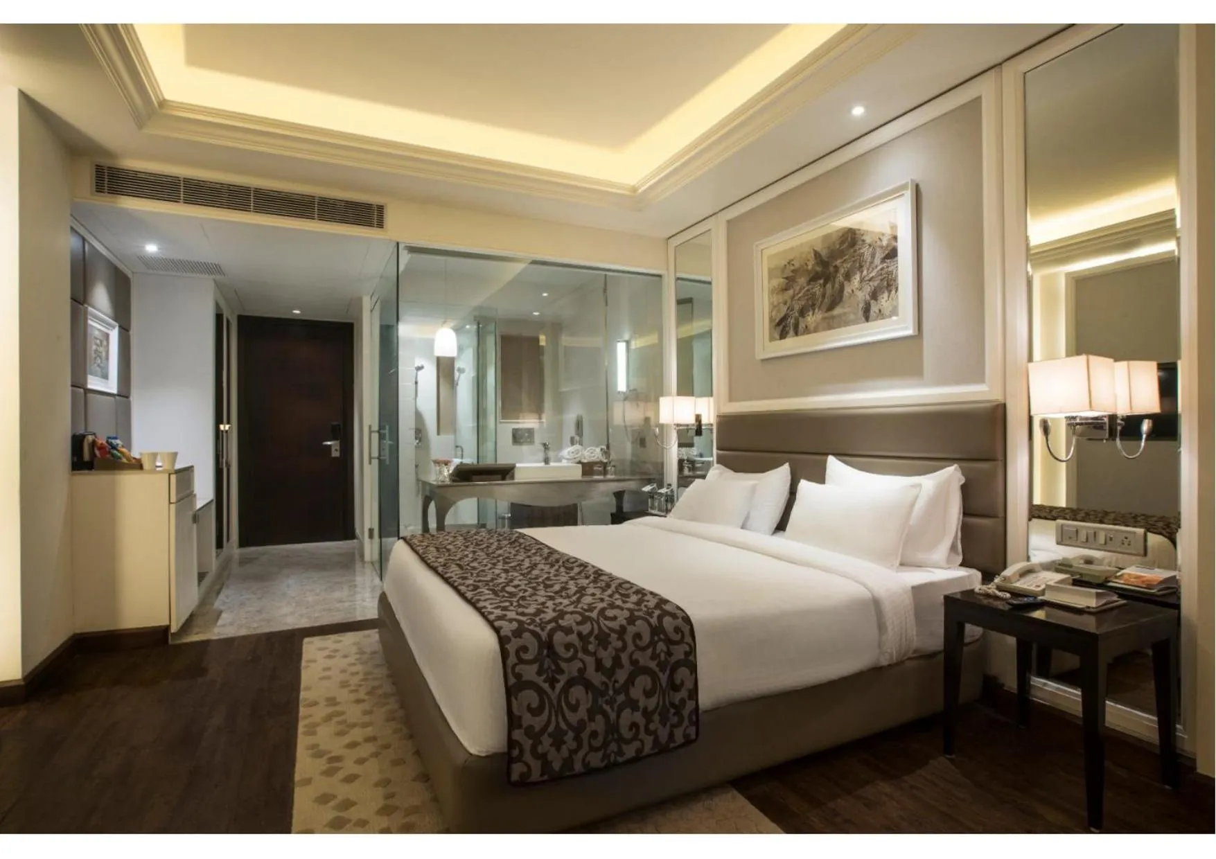 Bed in Singhania Sarovar Portico