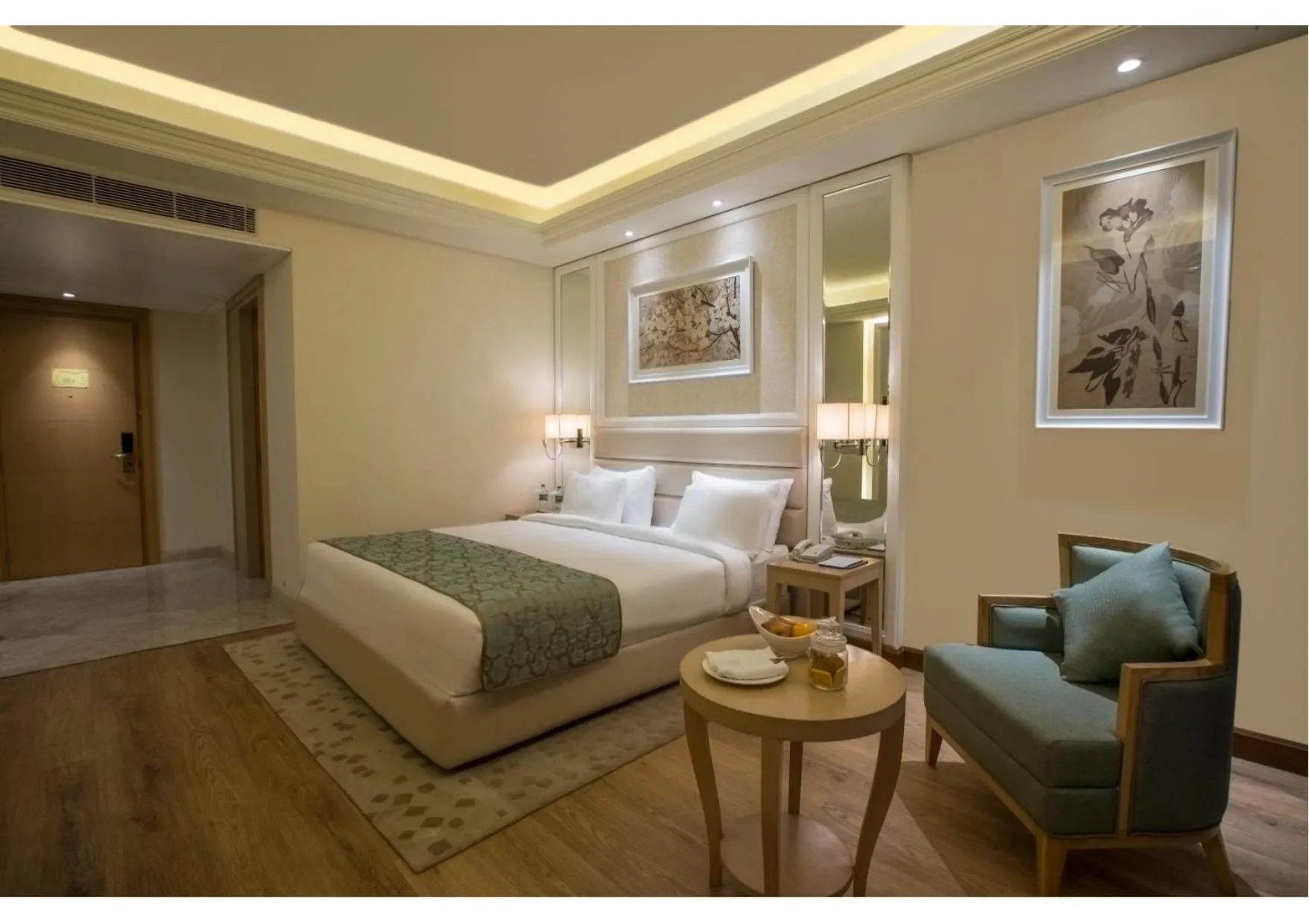 Bed in Singhania Sarovar Portico
