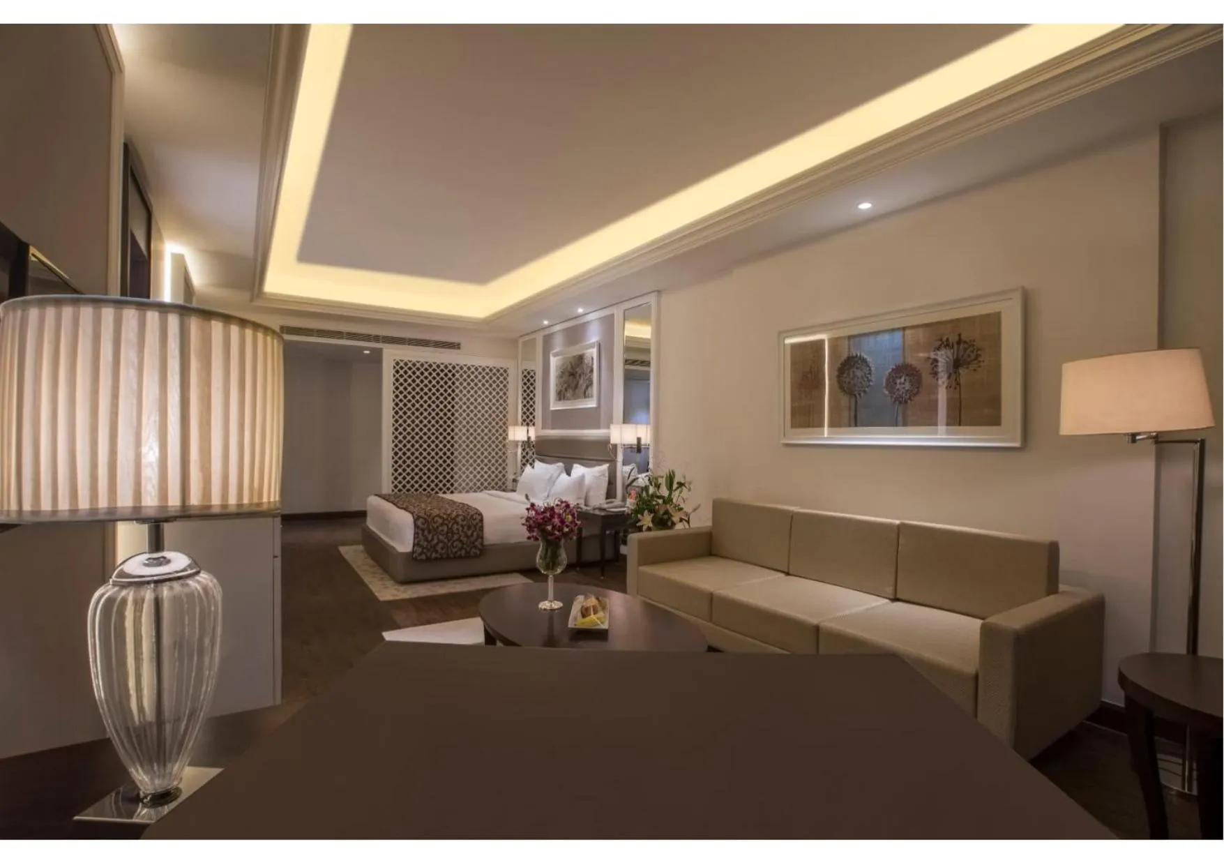 Bed in Singhania Sarovar Portico