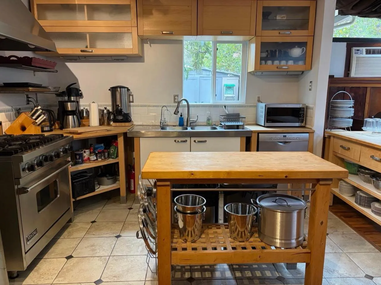 Coffee/tea facilities in Calistoga Wine Way Inn