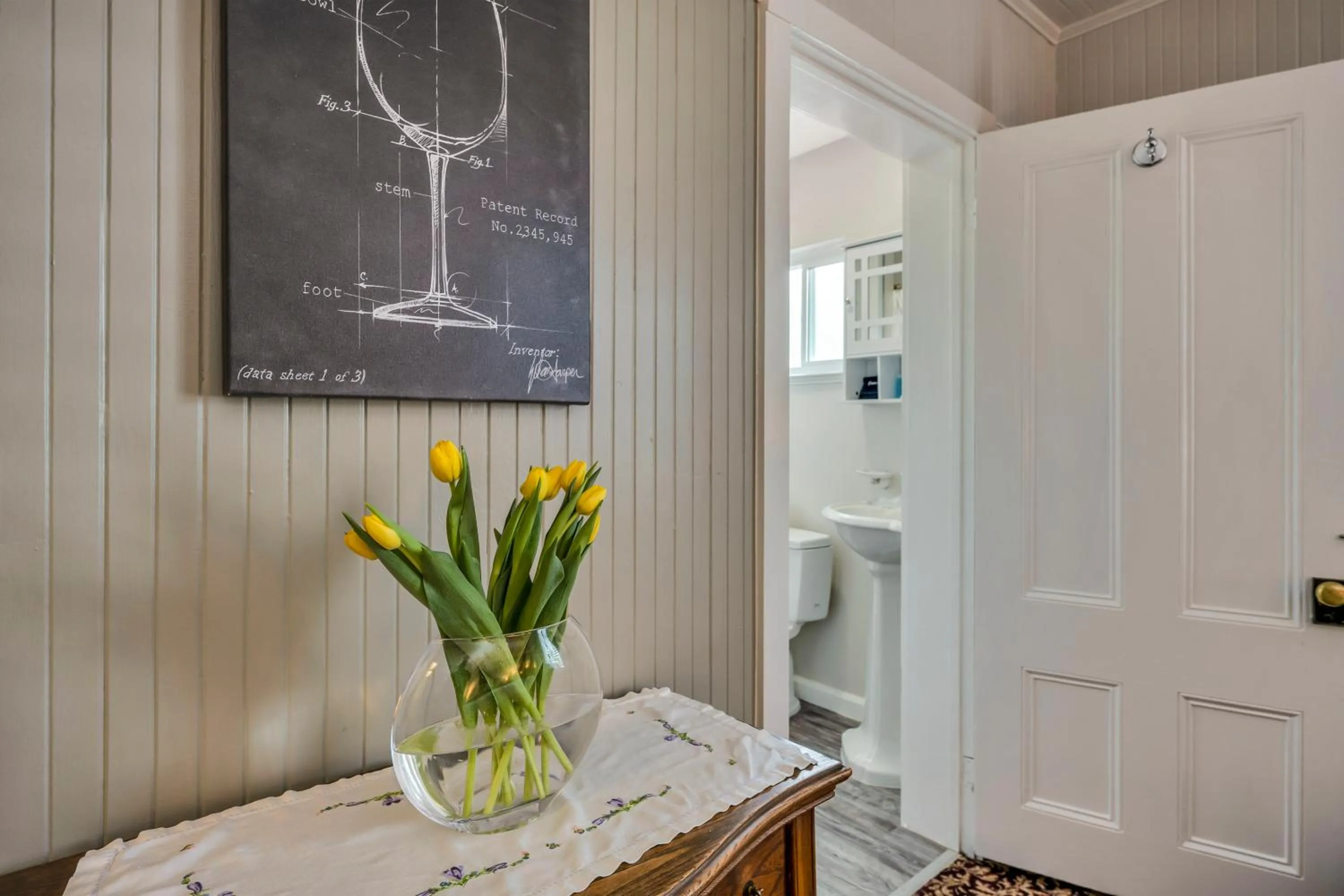 Bedroom in Calistoga Wine Way Inn