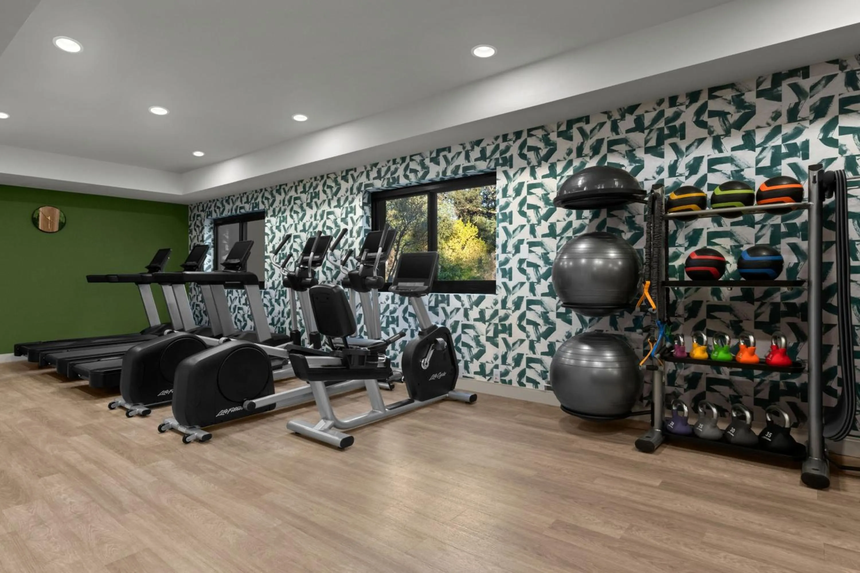 Fitness centre/facilities in The Inelle, Oakhurst Yosemite, a Tribute Portfolio Hotel