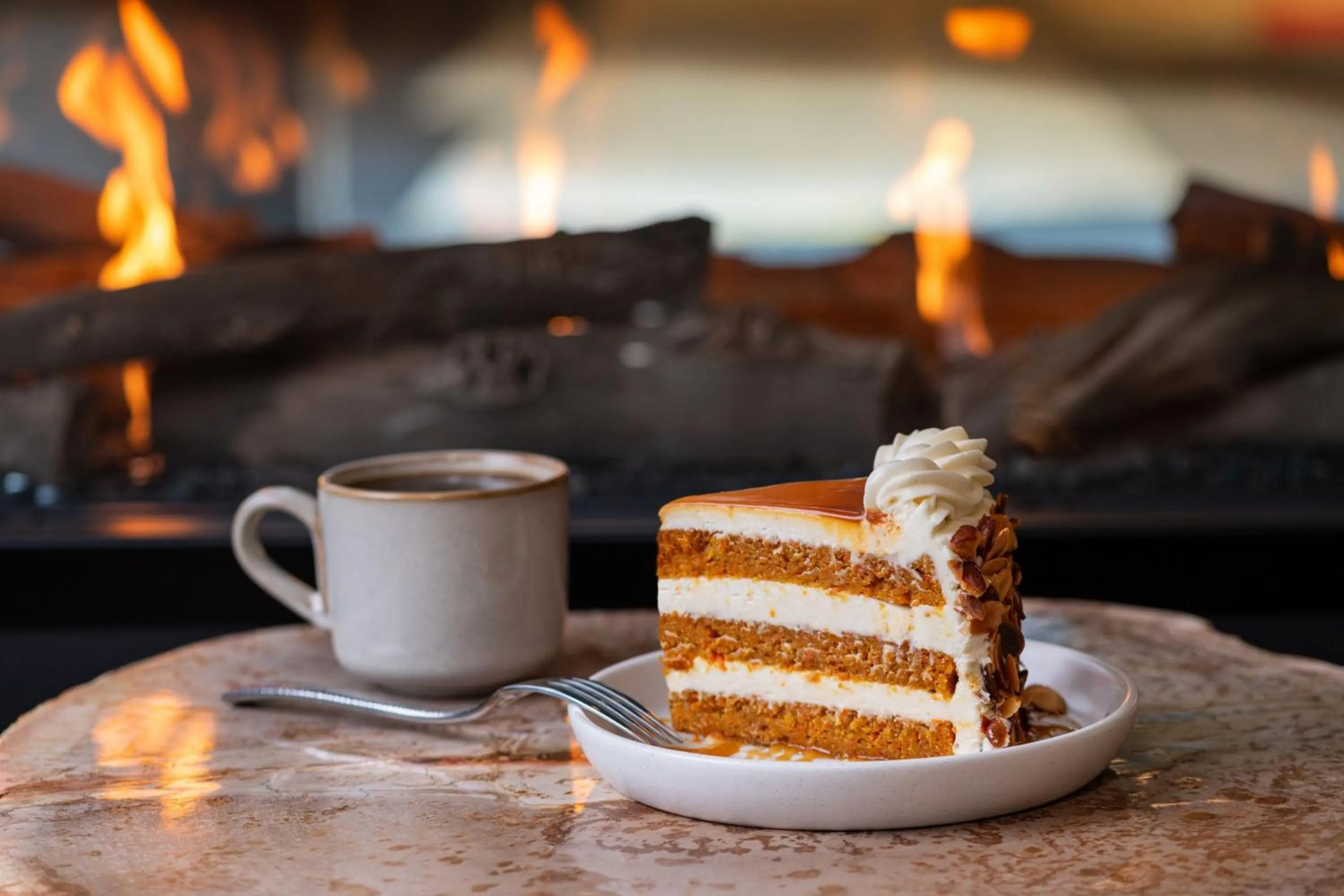 Restaurant/places to eat in The Inelle, Oakhurst Yosemite, a Tribute Portfolio Hotel