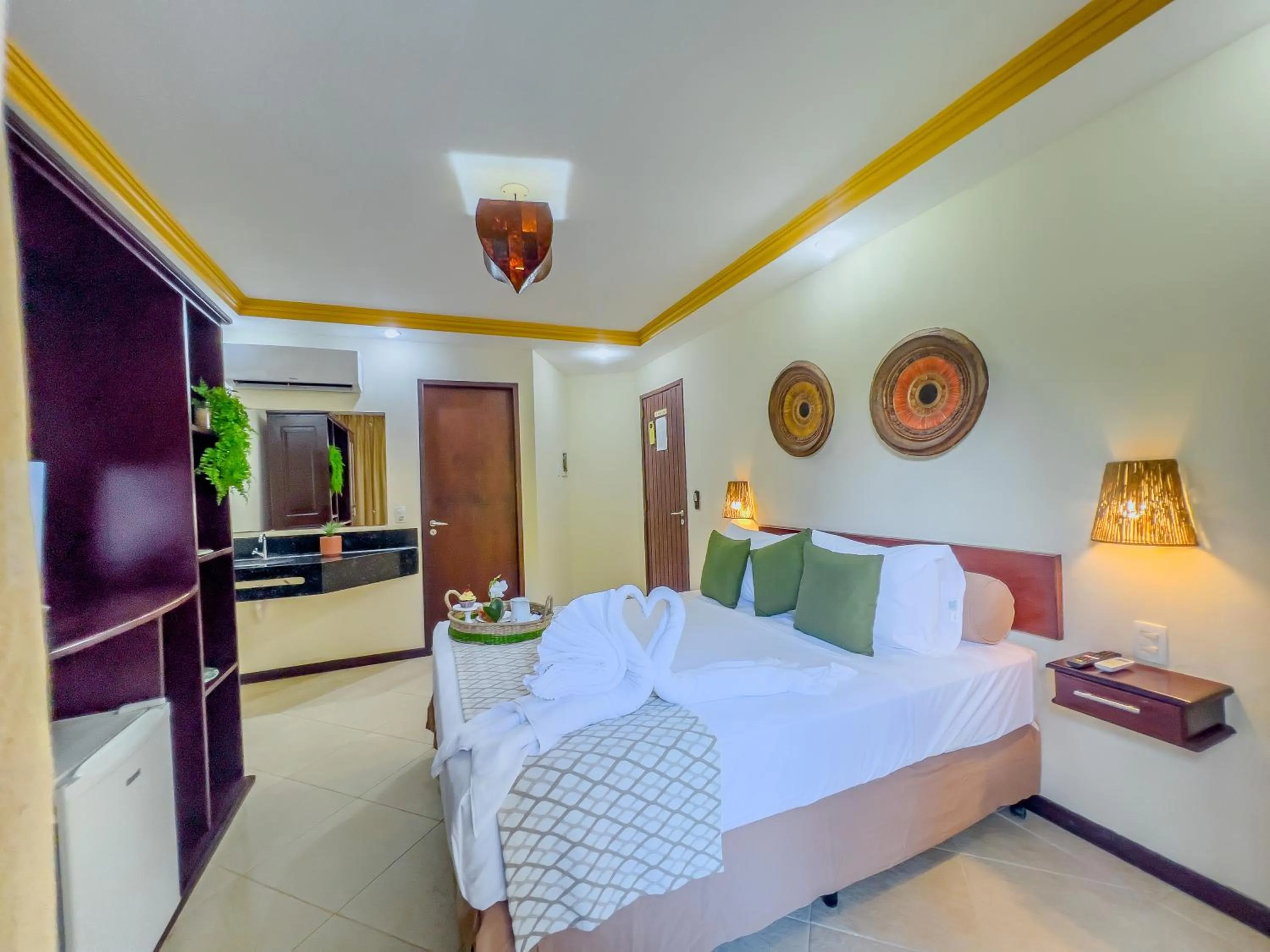 Photo of the whole room, Bed in Pousada Pérola do Porto