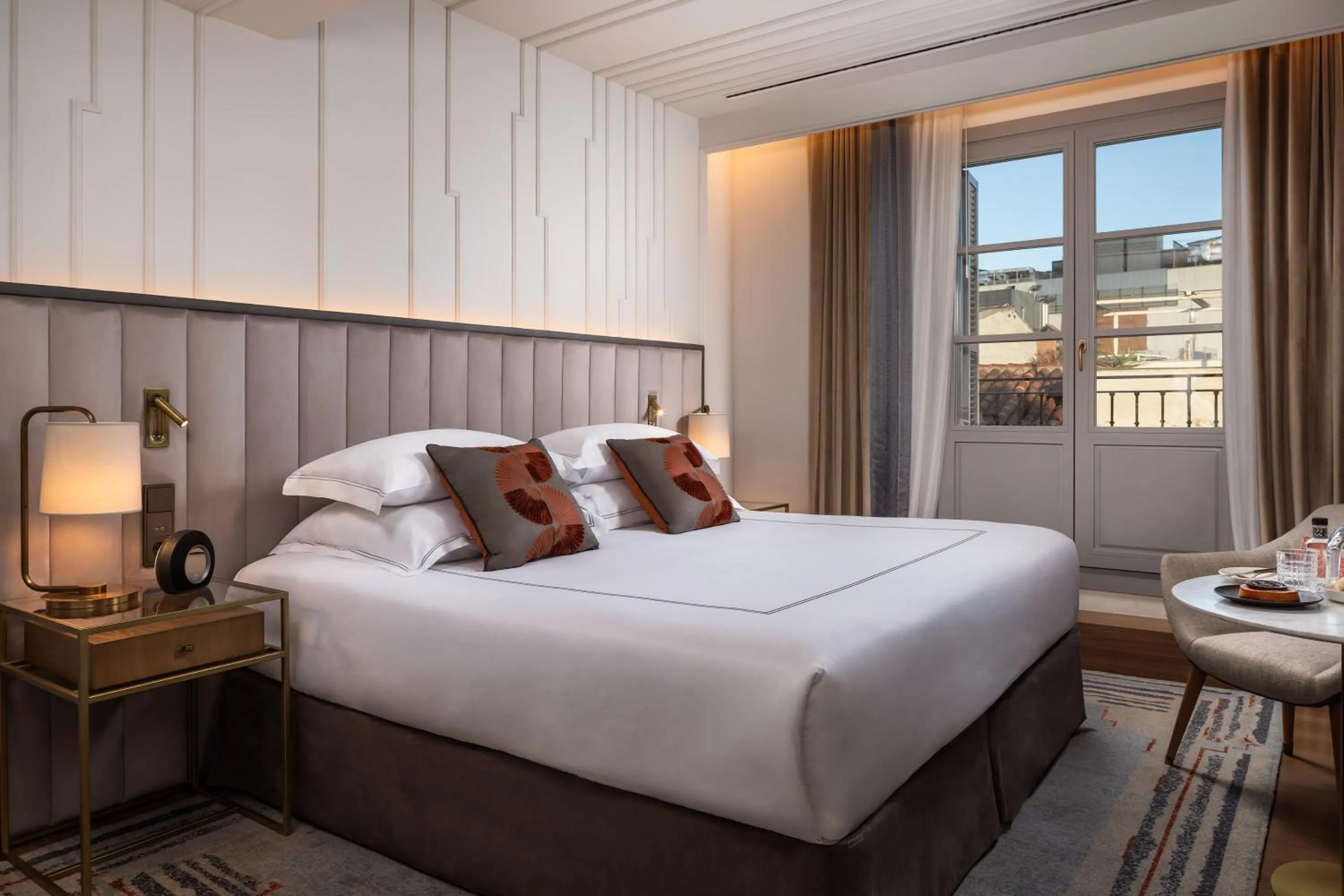 Bedroom, Bed in Gran Hotel Inglés - The Leading Hotels of the World